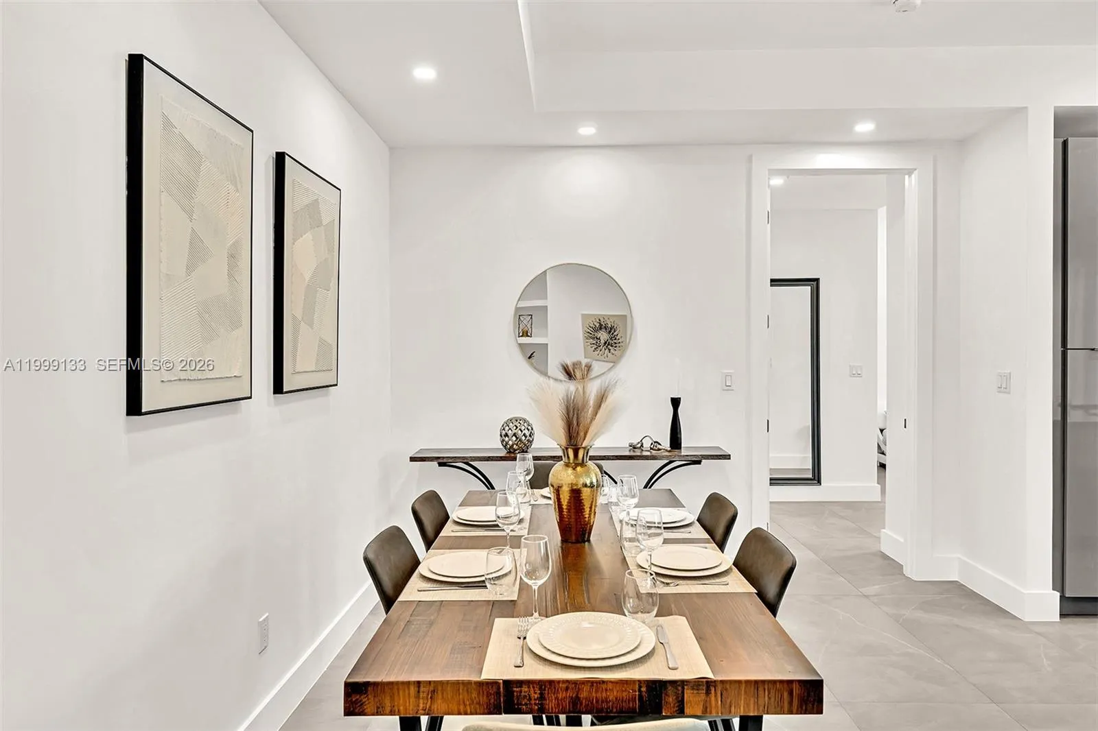 2100 Miami Rd 204, Fort Lauderdale, Florida 33316, Fort Lauderdale, Florida 33316, 3 Bedrooms Bedrooms, ,3 BathroomsBathrooms,Residential Lease,For Rent,2100 Miami Rd 204, Fort Lauderdale, Florida 33316,A11999133