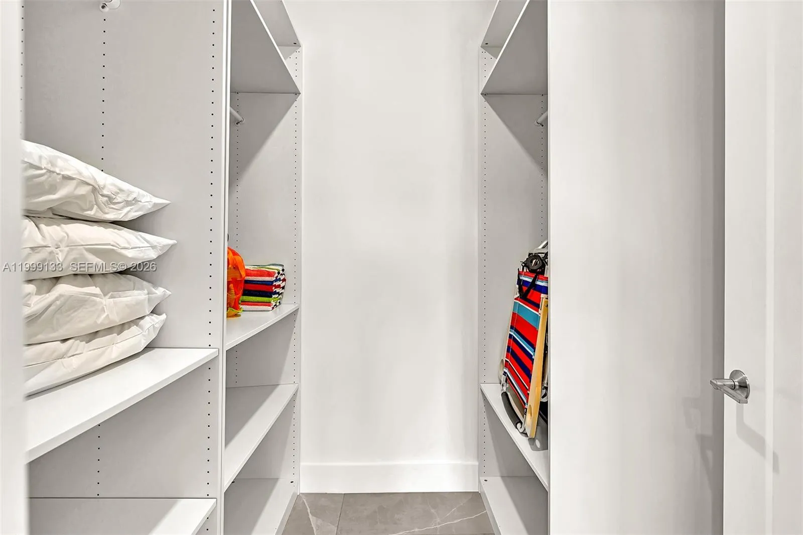 2100 Miami Rd 204, Fort Lauderdale, Florida 33316, Fort Lauderdale, Florida 33316, 3 Bedrooms Bedrooms, ,3 BathroomsBathrooms,Residential Lease,For Rent,2100 Miami Rd 204, Fort Lauderdale, Florida 33316,A11999133