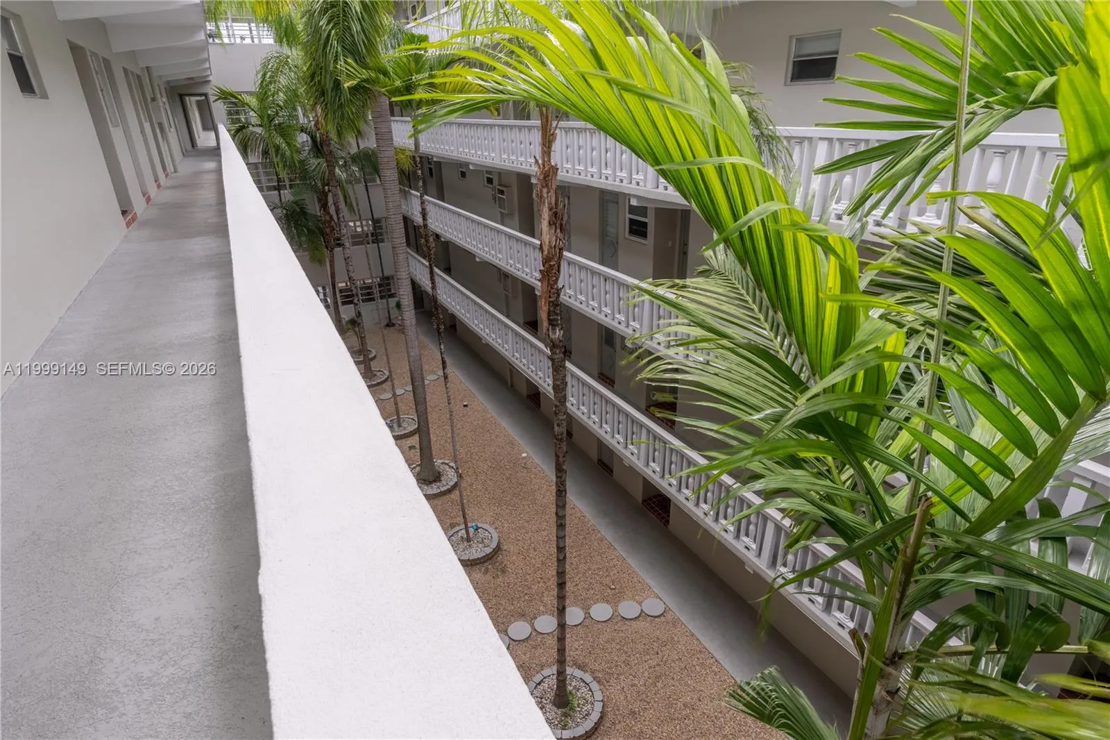 330 Se 2nd St 405f, Hallandale Beach, Florida 3300, Hallandale Beach, Florida 33009, 2 Bedrooms Bedrooms, ,2 BathroomsBathrooms,Residential,For Sale,330 Se 2nd St 405f, Hallandale Beach, Florida 3300,A11999149