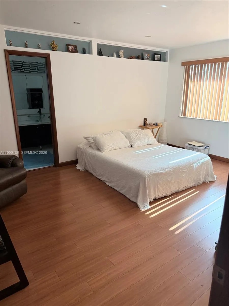 9410 Sw 78th St A, Miami, Florida 33173, Miami, Florida 33173, 1 Bedroom Bedrooms, ,1 BathroomBathrooms,Residential Lease,For Rent,9410 Sw 78th St A, Miami, Florida 33173,A11999159