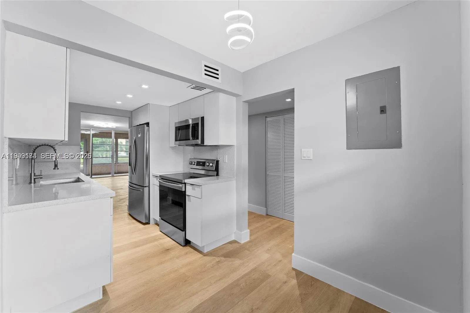 3141 Nw 47th Ter 121, Lauderdale Lakes, Florida 33, Lauderdale Lakes, Florida 33319, 2 Bedrooms Bedrooms, ,2 BathroomsBathrooms,Residential,For Sale,3141 Nw 47th Ter 121, Lauderdale Lakes, Florida 33,A11999174