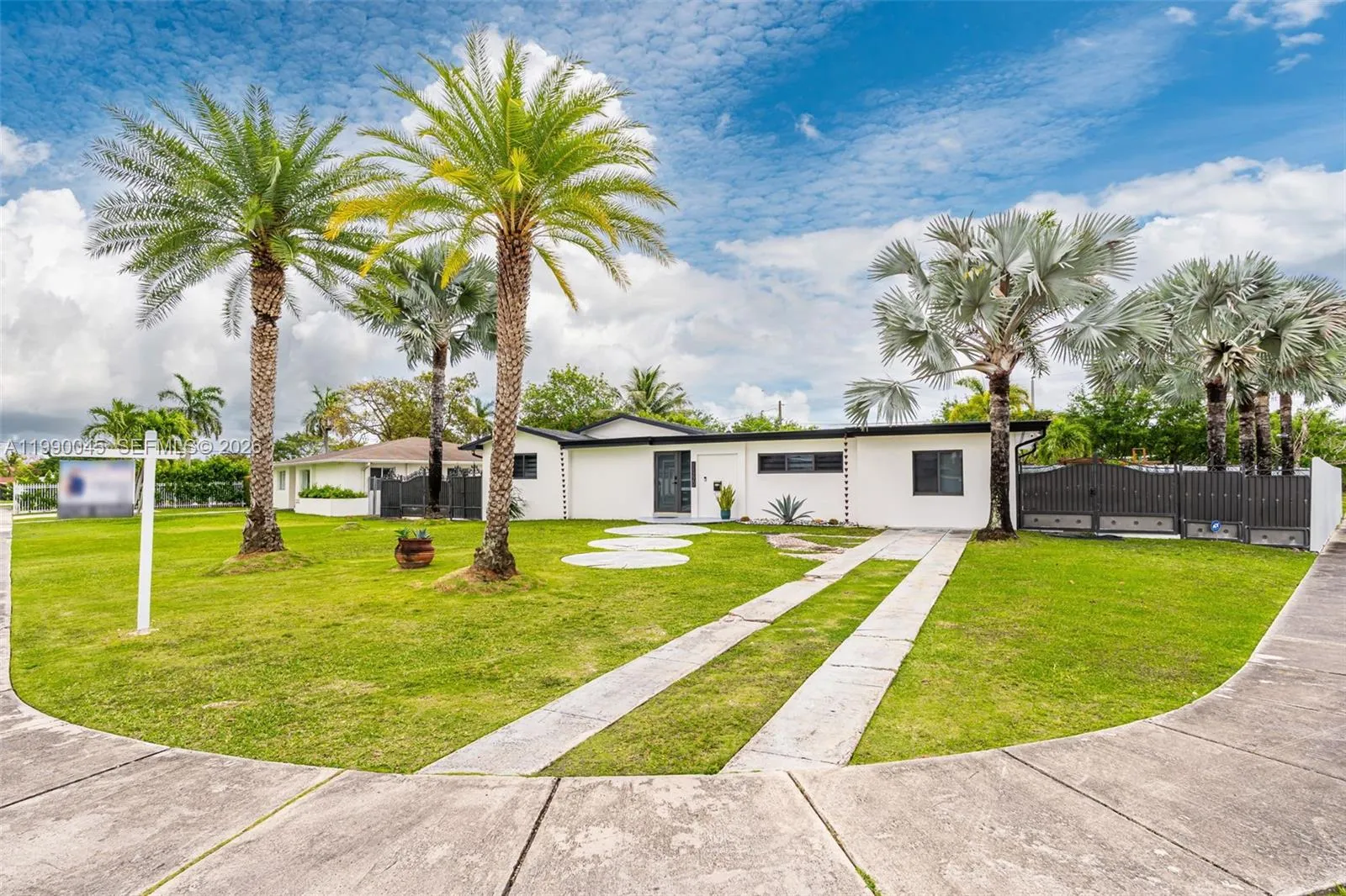11220 Sw 181st Ter 11220, Miami, Florida 33157, Miami, Florida 33157, 3 Bedrooms Bedrooms, ,2 BathroomsBathrooms,Residential Lease,For Rent,11220 Sw 181st Ter 11220, Miami, Florida 33157,A11990045