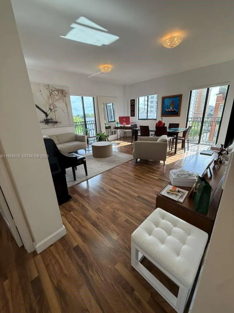 711 Biltmore Way 603, Coral Gables, Florida 33134, Coral Gables, Florida 33134, 2 Bedrooms Bedrooms, ,2 BathroomsBathrooms,Residential Lease,For Rent,711 Biltmore Way 603, Coral Gables, Florida 33134,A11999079