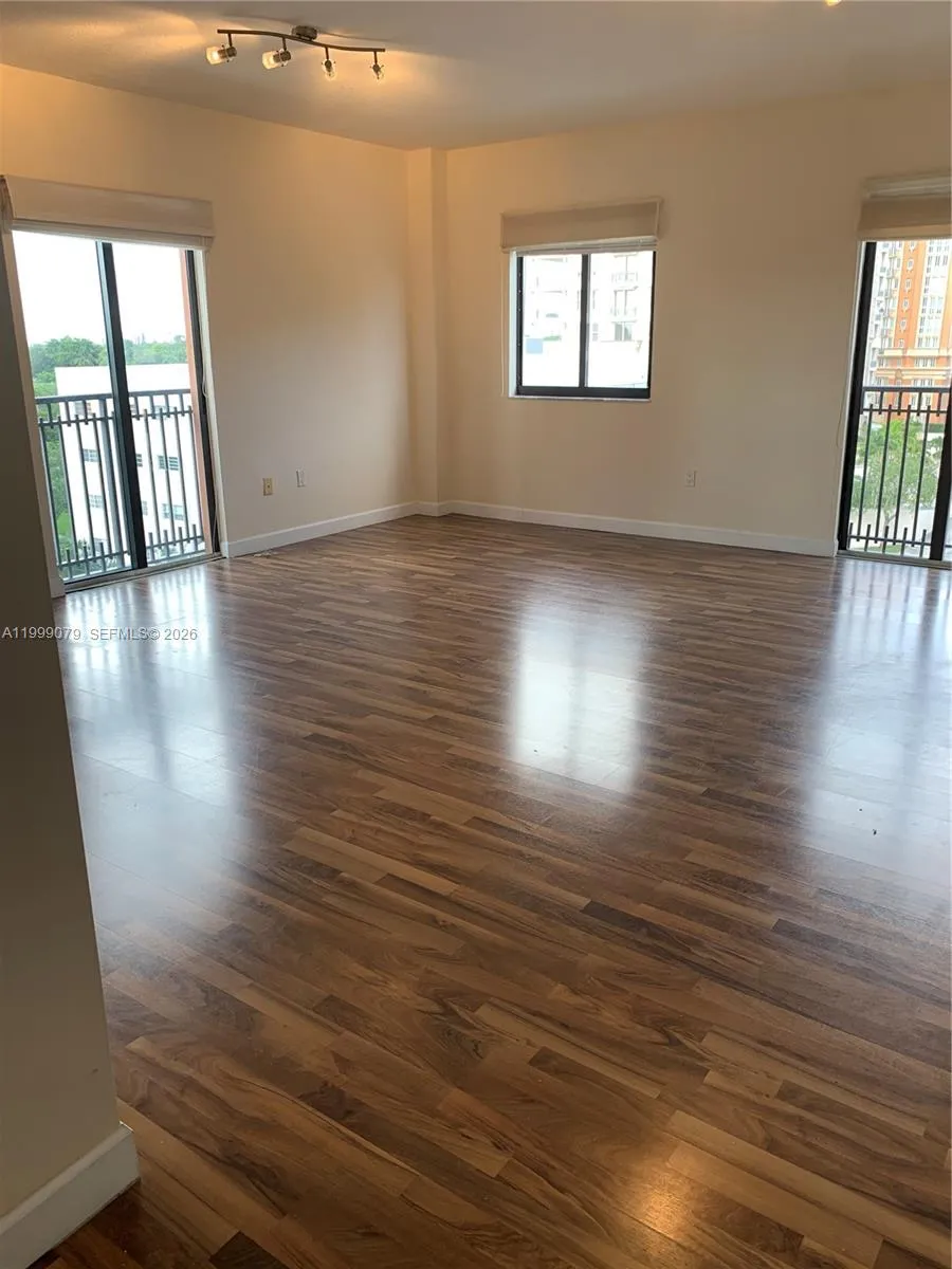 711 Biltmore Way 603, Coral Gables, Florida 33134, Coral Gables, Florida 33134, 2 Bedrooms Bedrooms, ,2 BathroomsBathrooms,Residential Lease,For Rent,711 Biltmore Way 603, Coral Gables, Florida 33134,A11999079