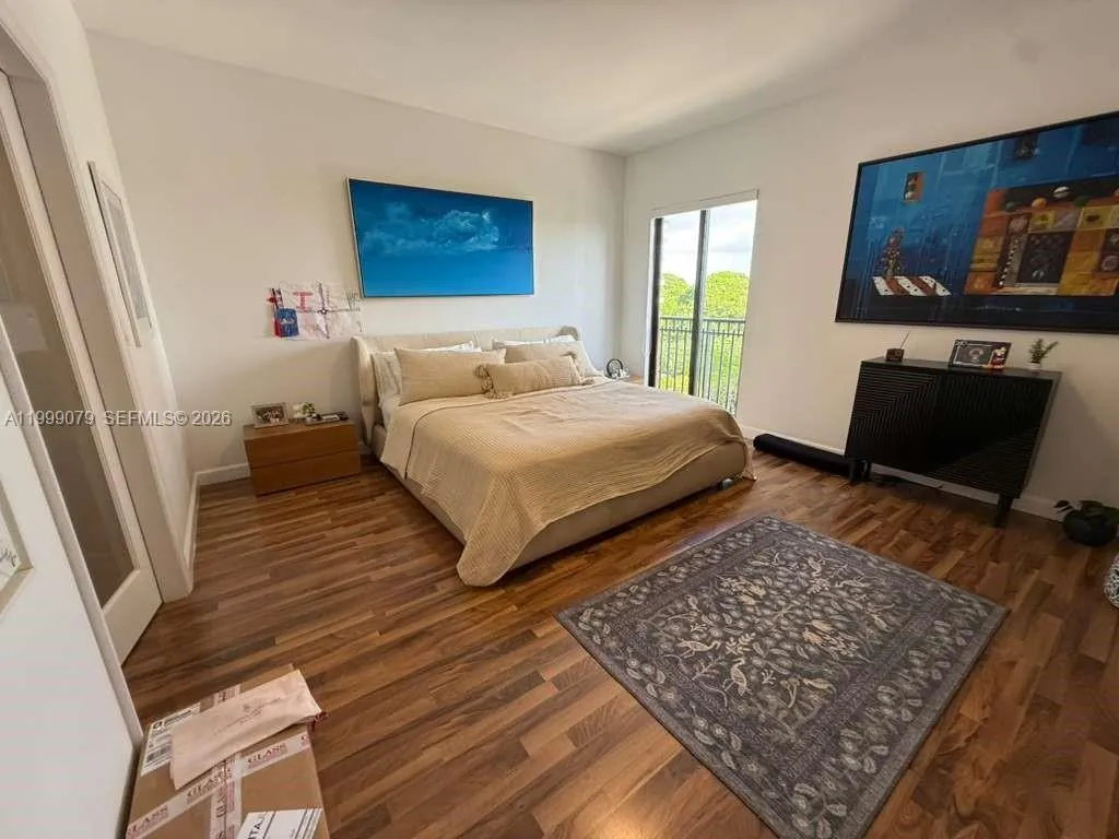 711 Biltmore Way 603, Coral Gables, Florida 33134, Coral Gables, Florida 33134, 2 Bedrooms Bedrooms, ,2 BathroomsBathrooms,Residential Lease,For Rent,711 Biltmore Way 603, Coral Gables, Florida 33134,A11999079