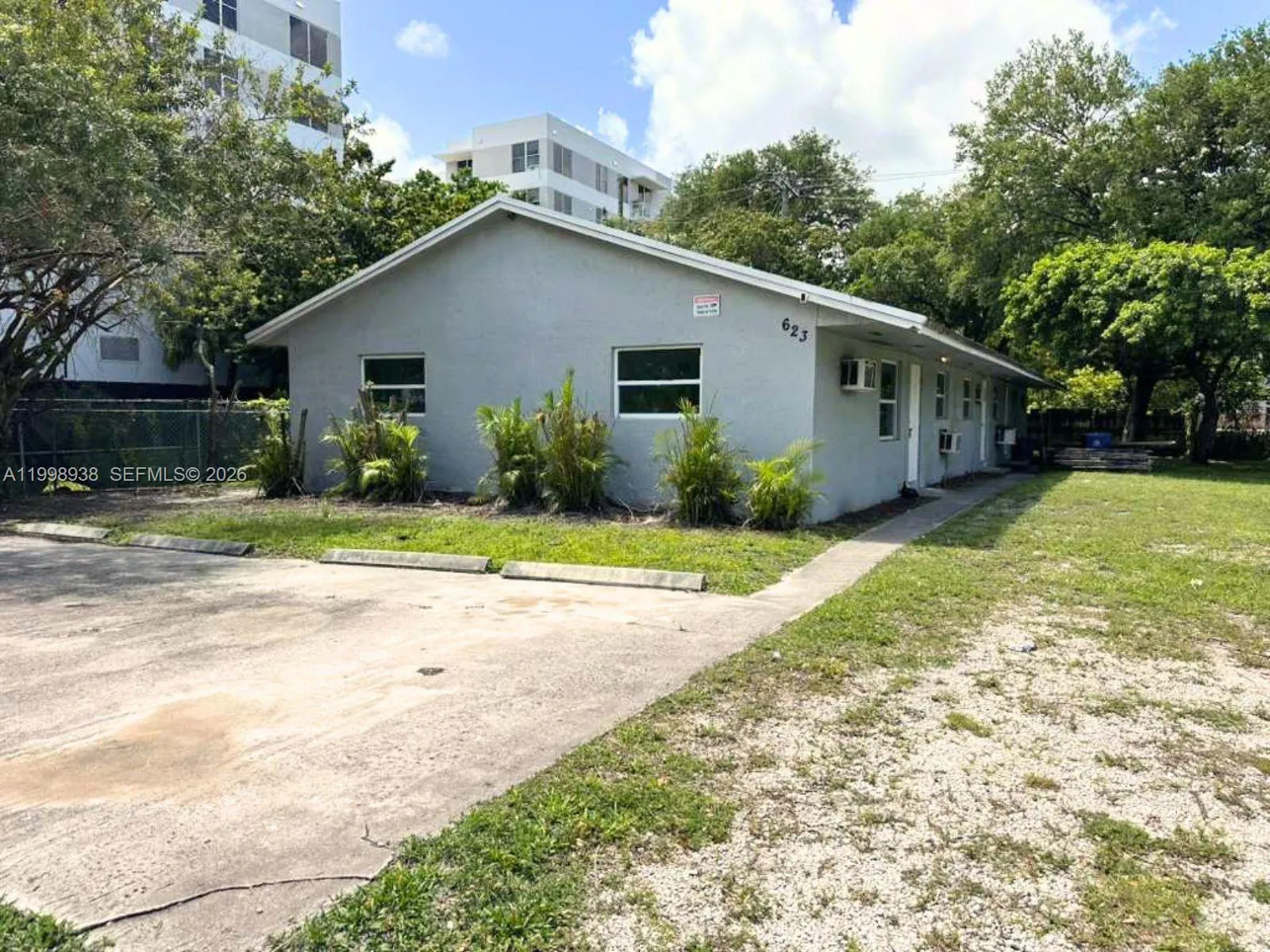 623 Nw 3rd Ave 1, Fort Lauderdale, Florida 33311, Fort Lauderdale, Florida 33311, 3 Bedrooms Bedrooms, ,2 BathroomsBathrooms,Residential Lease,For Rent,623 Nw 3rd Ave 1, Fort Lauderdale, Florida 33311,A11998938
