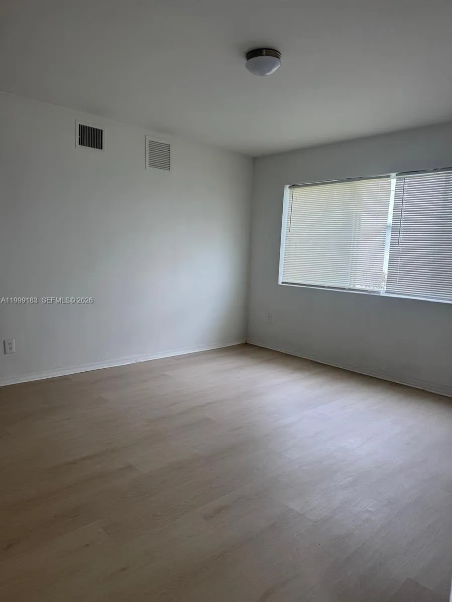 680 Ne 88th Ter 6, Miami, Florida 33138, Miami, Florida 33138, 1 Bedroom Bedrooms, ,1 BathroomBathrooms,Residential Lease,For Rent,680 Ne 88th Ter 6, Miami, Florida 33138,A11999183