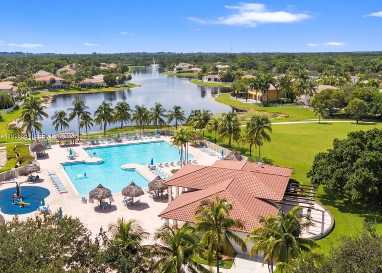 4361 Mahogany Ridge Dr, Weston, Florida 33331, Weston, Florida 33331, 3 Bedrooms Bedrooms, ,2 BathroomsBathrooms,Residential,For Sale,4361 Mahogany Ridge Dr, Weston, Florida 33331,A11998864