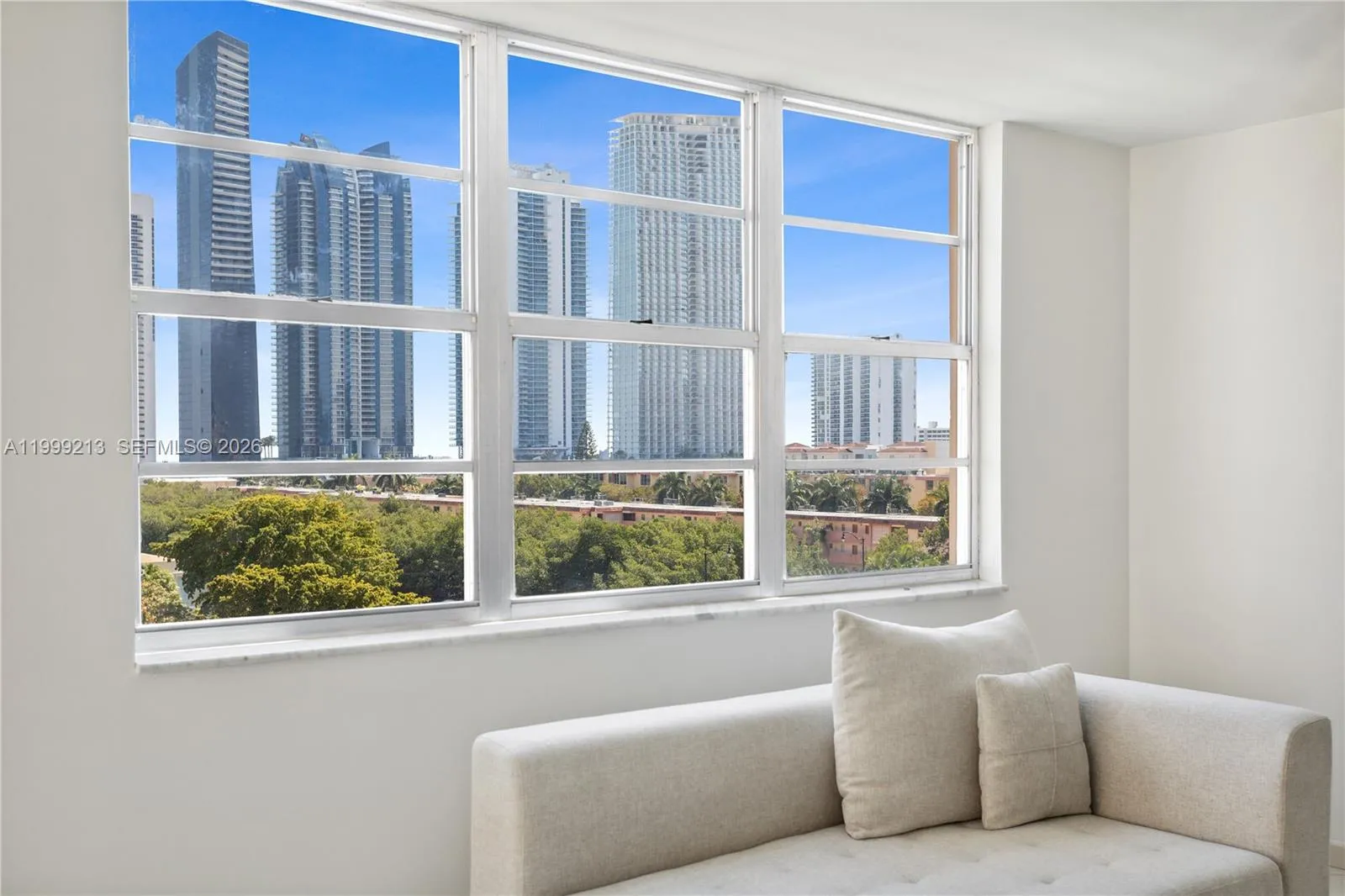 250 174th St 605, Sunny Isles Beach, Florida 33160, Sunny Isles Beach, Florida 33160, 2 Bedrooms Bedrooms, ,2 BathroomsBathrooms,Residential Lease,For Rent,250 174th St 605, Sunny Isles Beach, Florida 33160,A11999213