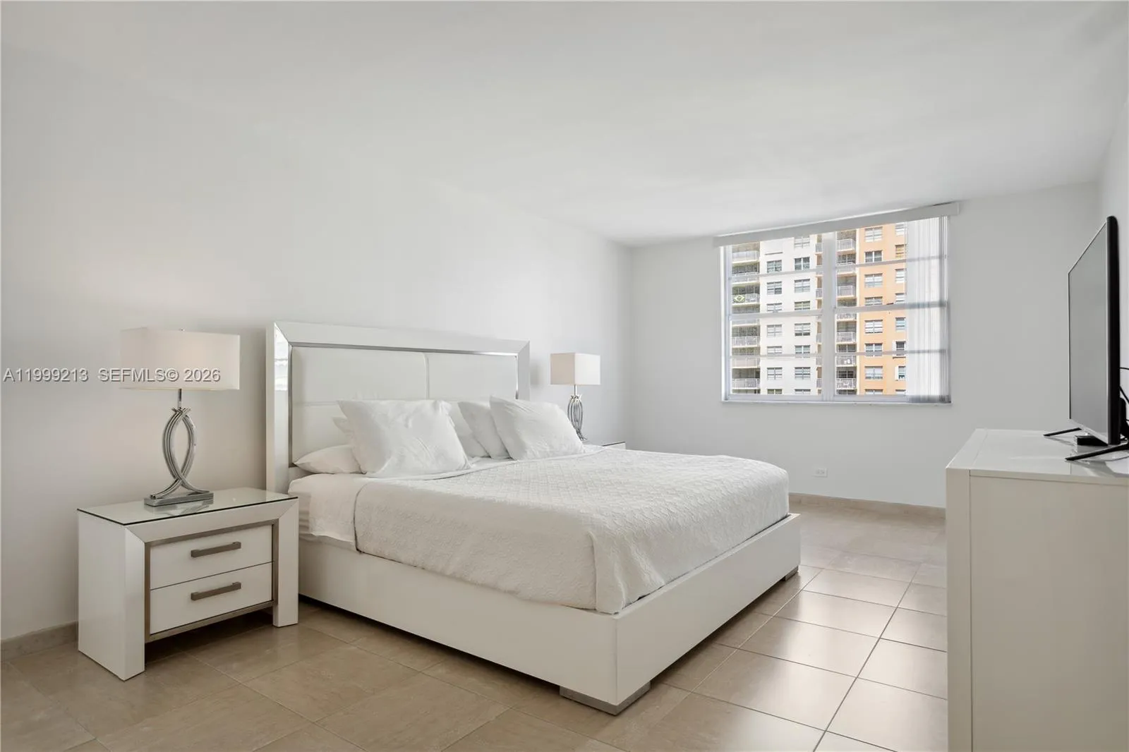 250 174th St 605, Sunny Isles Beach, Florida 33160, Sunny Isles Beach, Florida 33160, 2 Bedrooms Bedrooms, ,2 BathroomsBathrooms,Residential Lease,For Rent,250 174th St 605, Sunny Isles Beach, Florida 33160,A11999213