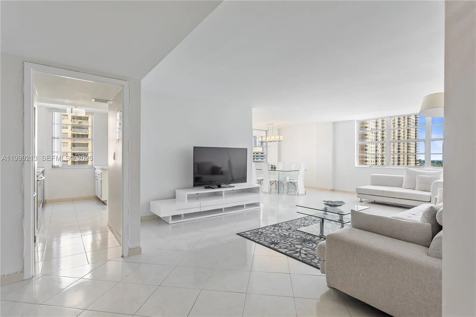 250 174th St 605, Sunny Isles Beach, Florida 33160, Sunny Isles Beach, Florida 33160, 2 Bedrooms Bedrooms, ,2 BathroomsBathrooms,Residential Lease,For Rent,250 174th St 605, Sunny Isles Beach, Florida 33160,A11999213