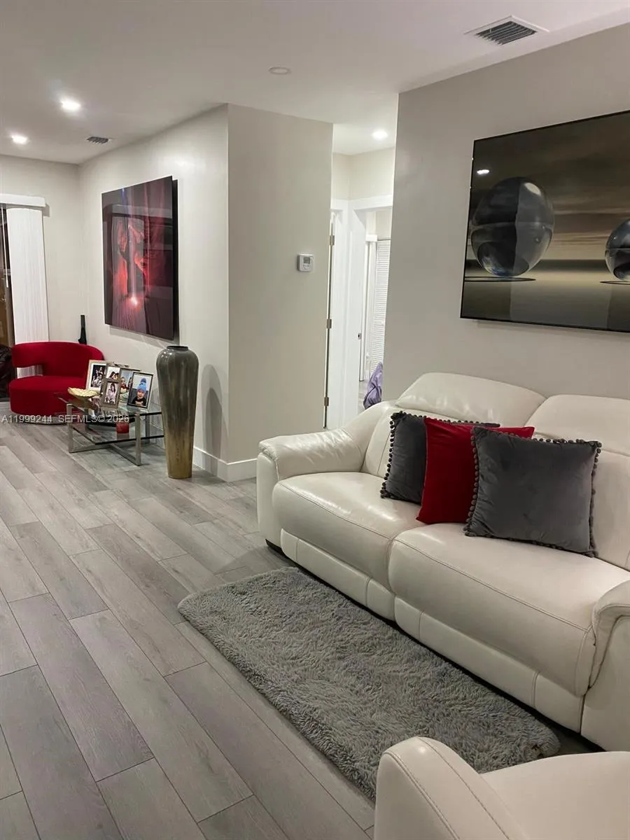 434 Tamiami Blvd 0, Miami, Florida 33144, Miami, Florida 33144, 2 Bedrooms Bedrooms, ,1 BathroomBathrooms,Residential Lease,For Rent,434 Tamiami Blvd 0, Miami, Florida 33144,A11999244