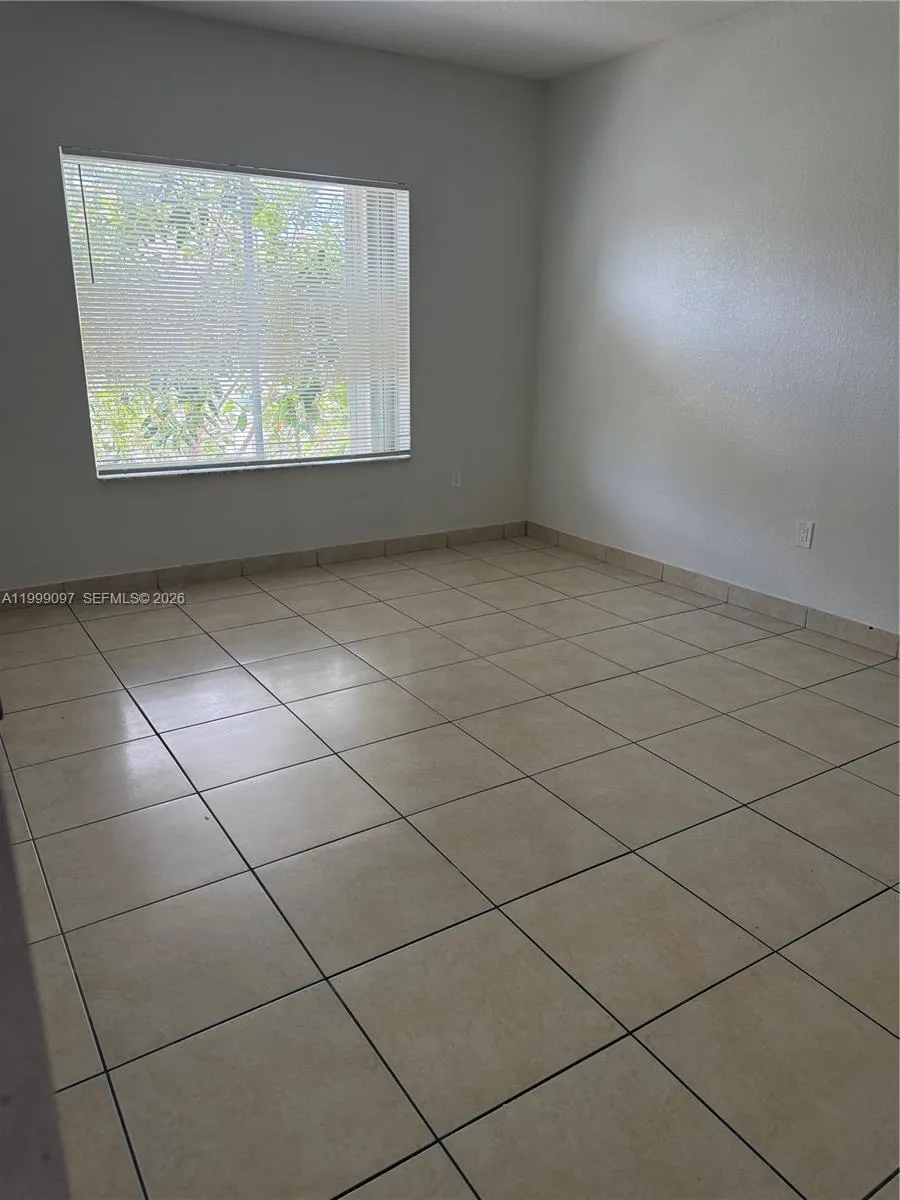 128 W 21st St 202, Hialeah, Florida 33010, Hialeah, Florida 33010, 2 Bedrooms Bedrooms, ,1 BathroomBathrooms,Residential Lease,For Rent,128 W 21st St 202, Hialeah, Florida 33010,A11999097