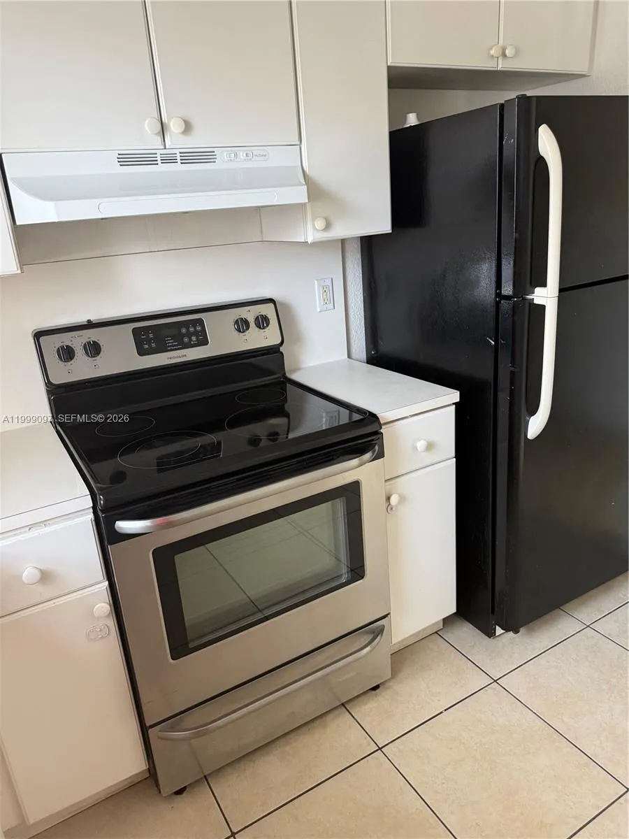 128 W 21st St 202, Hialeah, Florida 33010, Hialeah, Florida 33010, 2 Bedrooms Bedrooms, ,1 BathroomBathrooms,Residential Lease,For Rent,128 W 21st St 202, Hialeah, Florida 33010,A11999097