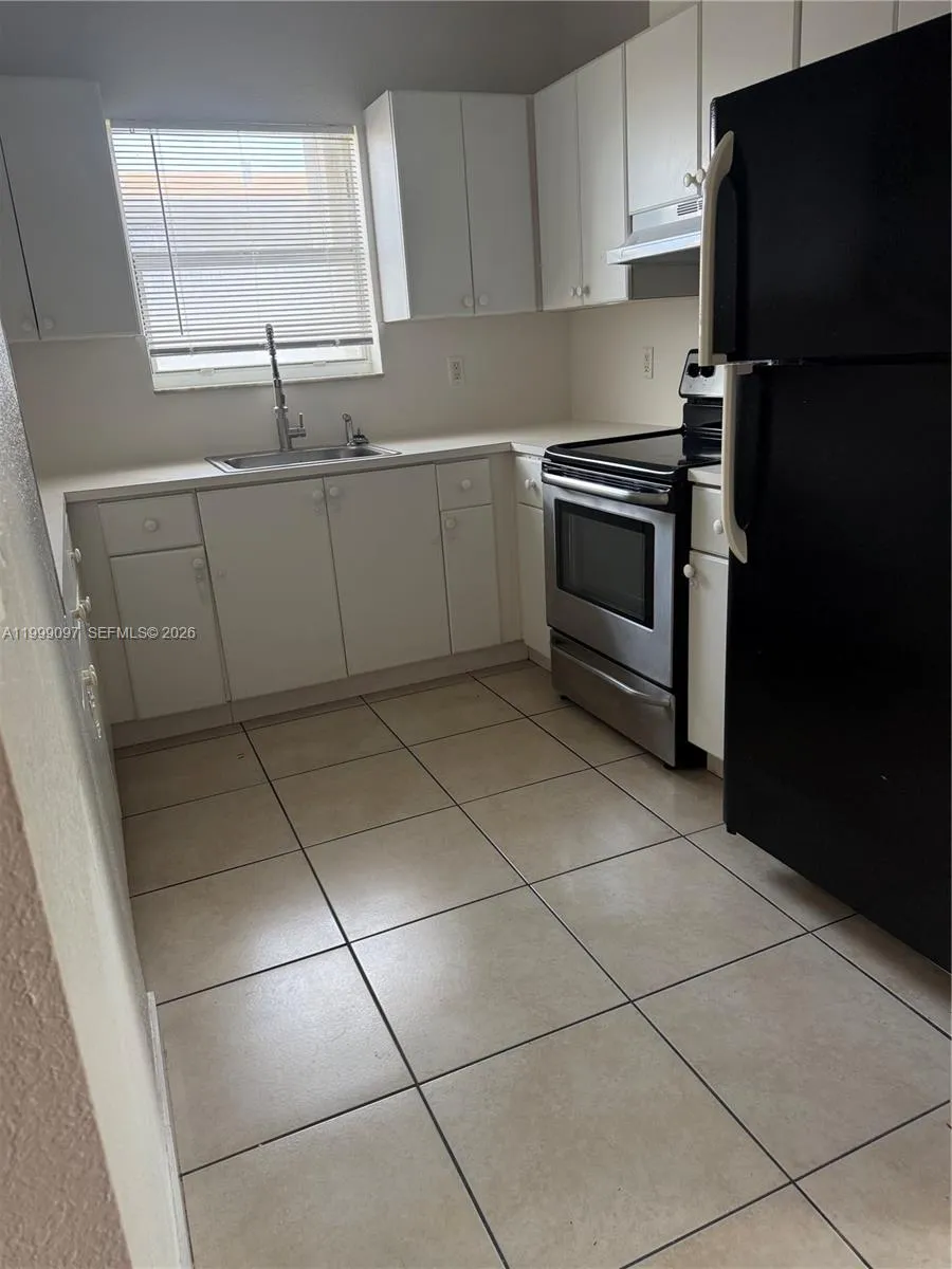 128 W 21st St 202, Hialeah, Florida 33010, Hialeah, Florida 33010, 2 Bedrooms Bedrooms, ,1 BathroomBathrooms,Residential Lease,For Rent,128 W 21st St 202, Hialeah, Florida 33010,A11999097
