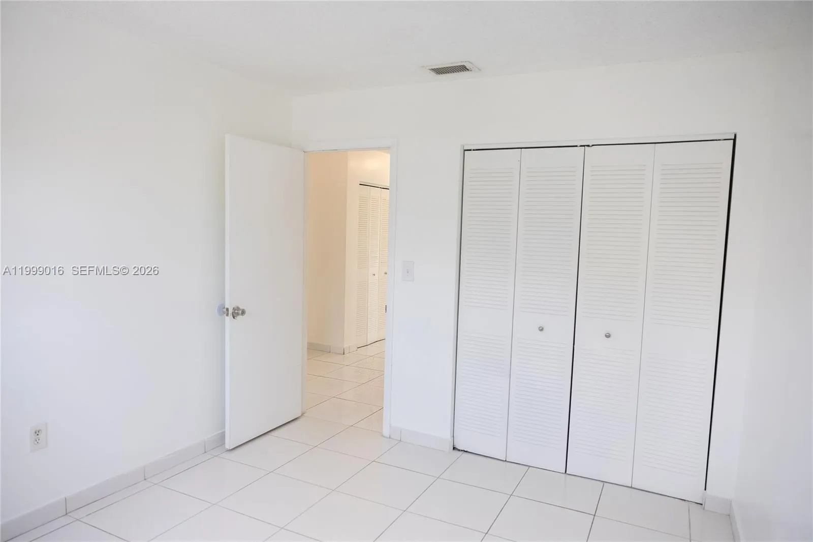 11830 Sw 19th Ln 186, Miami, Florida 33175, Miami, Florida 33175, 3 Bedrooms Bedrooms, ,2 BathroomsBathrooms,Residential Lease,For Rent,11830 Sw 19th Ln 186, Miami, Florida 33175,A11999016