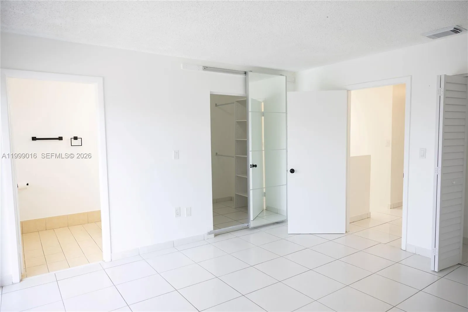 11830 Sw 19th Ln 186, Miami, Florida 33175, Miami, Florida 33175, 3 Bedrooms Bedrooms, ,2 BathroomsBathrooms,Residential Lease,For Rent,11830 Sw 19th Ln 186, Miami, Florida 33175,A11999016