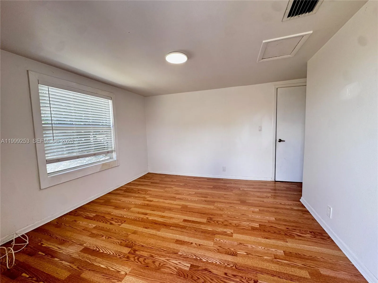 719 Glenn Pkwy 2, Hollywood, Florida 33021, Hollywood, Florida 33021, 1 Bedroom Bedrooms, ,1 BathroomBathrooms,Residential Lease,For Rent,719 Glenn Pkwy 2, Hollywood, Florida 33021,A11999253