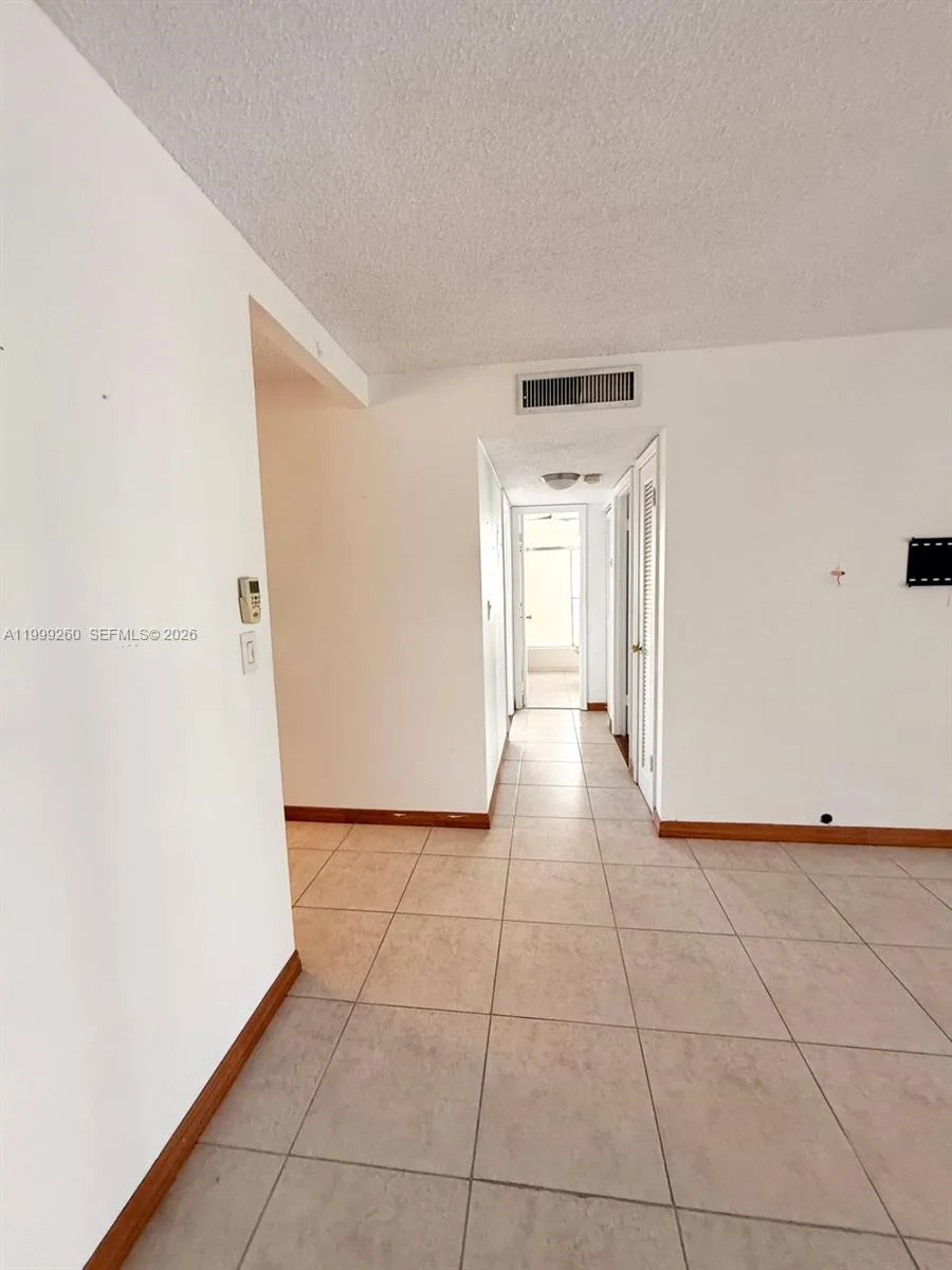 Hallandale Beach, Florida 33009, 2 Bedrooms Bedrooms, ,2 BathroomsBathrooms,Residential Lease,For Rent,A11999260