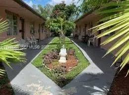 129 Se 5th St, Hallandale Beach, Florida 33009, Hallandale Beach, Florida 33009, ,Residential Income,For Sale,129 Se 5th St, Hallandale Beach, Florida 33009,A11999268