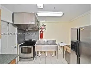 129 Se 5th St, Hallandale Beach, Florida 33009, Hallandale Beach, Florida 33009, ,Residential Income,For Sale,129 Se 5th St, Hallandale Beach, Florida 33009,A11999268