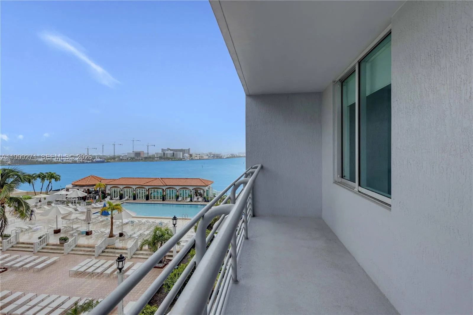 335 S Biscayne Blvd 1004, Miami, Florida 33131, Miami, Florida 33131, 1 Bedroom Bedrooms, ,1 BathroomBathrooms,Residential Lease,For Rent,335 S Biscayne Blvd 1004, Miami, Florida 33131,A11999271