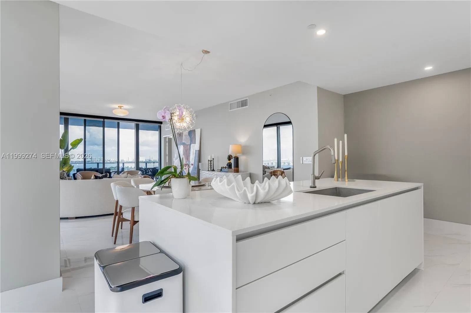 700 Ne 24 901, Miami, Florida 33137, Miami, Florida 33137, 4 Bedrooms Bedrooms, ,5 BathroomsBathrooms,Residential Lease,For Rent,700 Ne 24 901, Miami, Florida 33137,A11999274