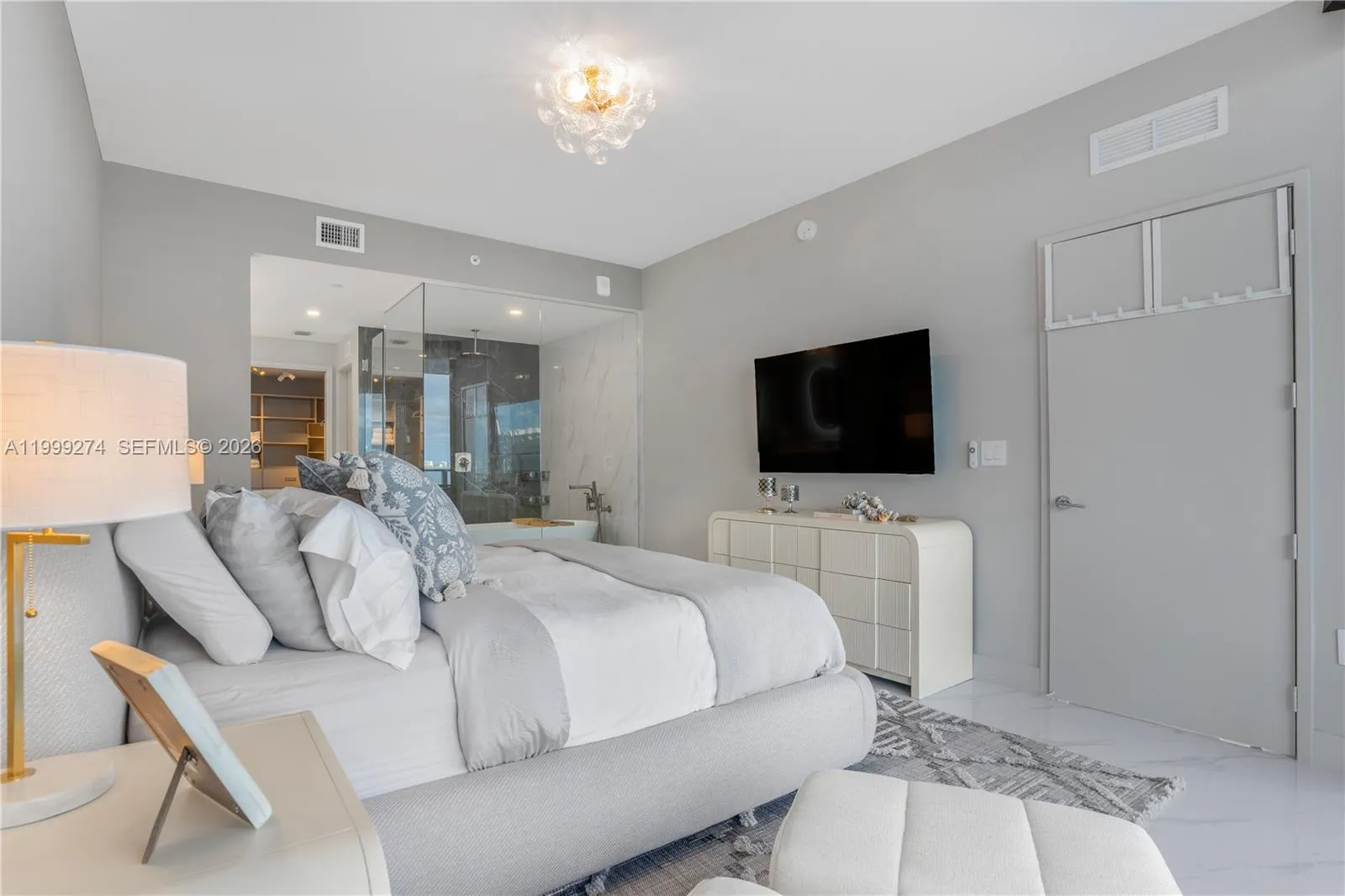 700 Ne 24 901, Miami, Florida 33137, Miami, Florida 33137, 4 Bedrooms Bedrooms, ,5 BathroomsBathrooms,Residential Lease,For Rent,700 Ne 24 901, Miami, Florida 33137,A11999274