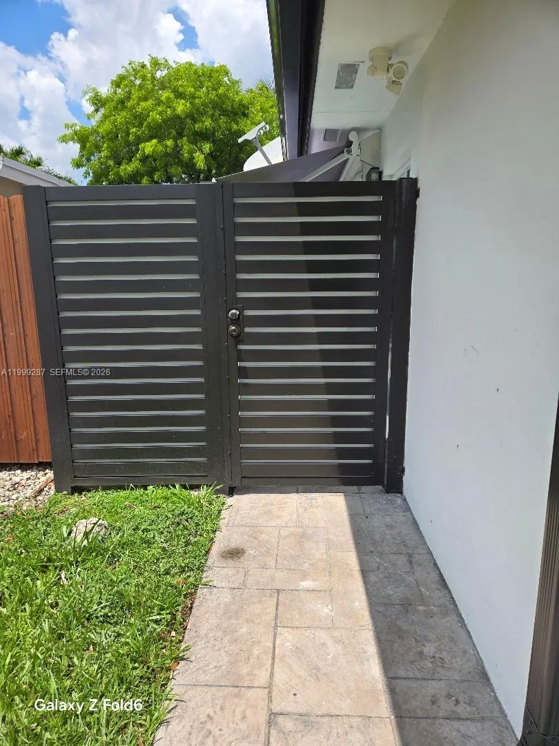 Miami, Florida 33175, 1 Bedroom Bedrooms, ,1 BathroomBathrooms,Residential Lease,For Rent,A11999287