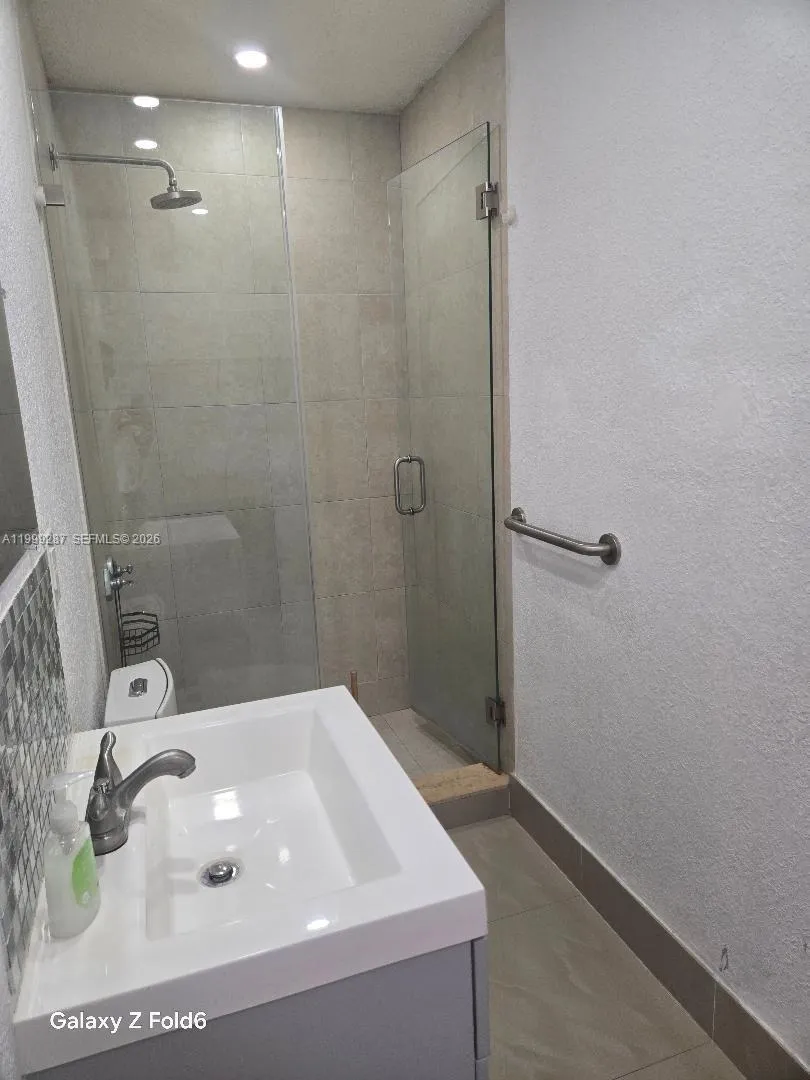 Miami, Florida 33175, 1 Bedroom Bedrooms, ,1 BathroomBathrooms,Residential Lease,For Rent,A11999287