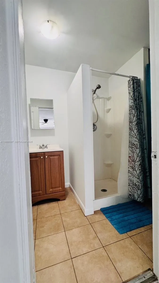7530 Nw 12th Ave Side, Miami, Florida 33150, Miami, Florida 33150, 1 Bedroom Bedrooms, ,1 BathroomBathrooms,Residential Lease,For Rent,7530 Nw 12th Ave Side, Miami, Florida 33150,A11999297