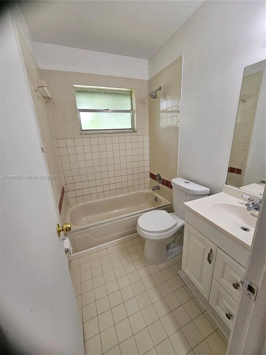 2nd Bathroom