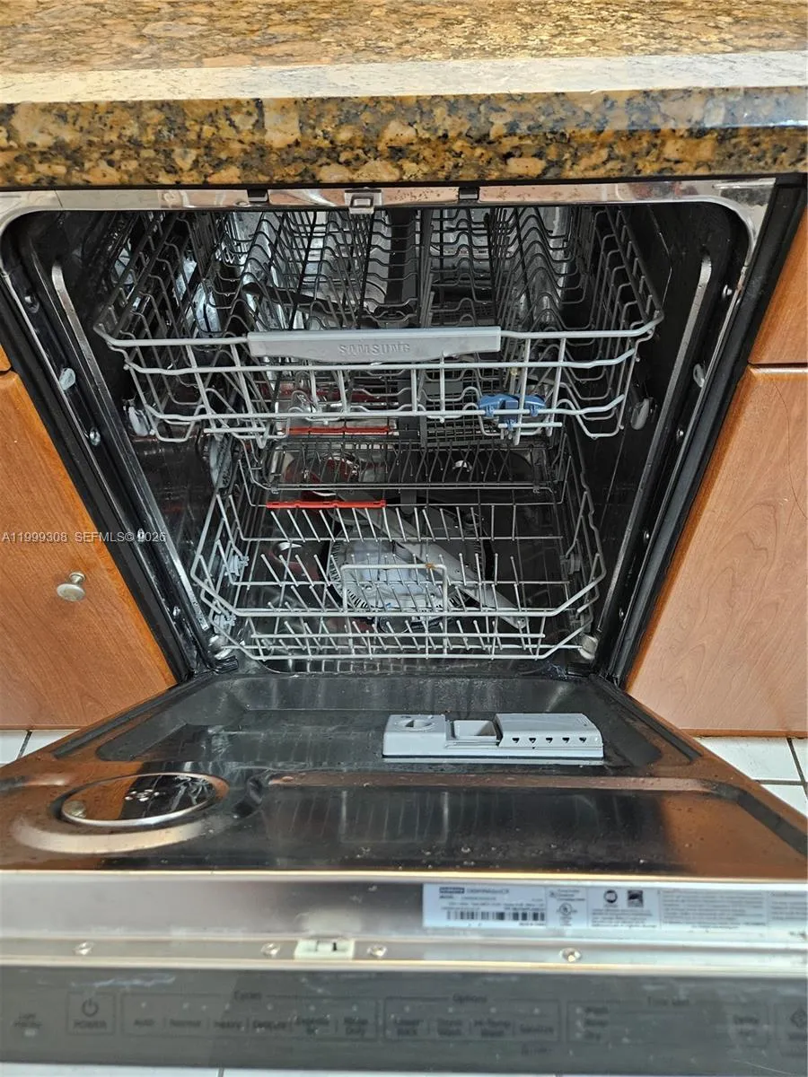 11582 Nw 44th St 11582, Coral Springs, Florida 330, Coral Springs, Florida 33065, 3 Bedrooms Bedrooms, ,2 BathroomsBathrooms,Residential Lease,For Rent,11582 Nw 44th St 11582, Coral Springs, Florida 330,A11999308