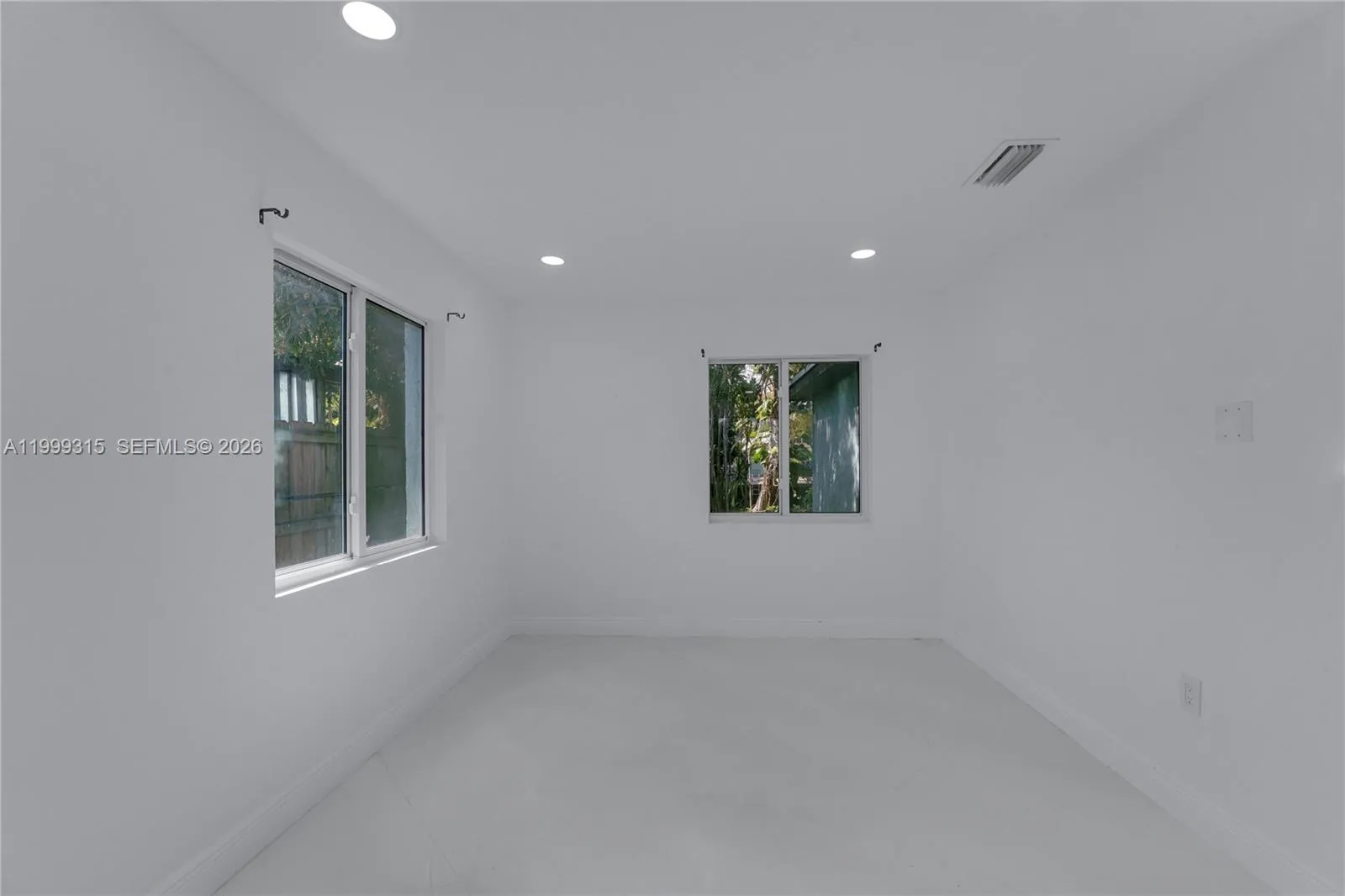 1137 Sw 8th Ave, Fort Lauderdale, Florida 33315, Fort Lauderdale, Florida 33315, 2 Bedrooms Bedrooms, ,2 BathroomsBathrooms,Residential Lease,For Rent,1137 Sw 8th Ave, Fort Lauderdale, Florida 33315,A11999315