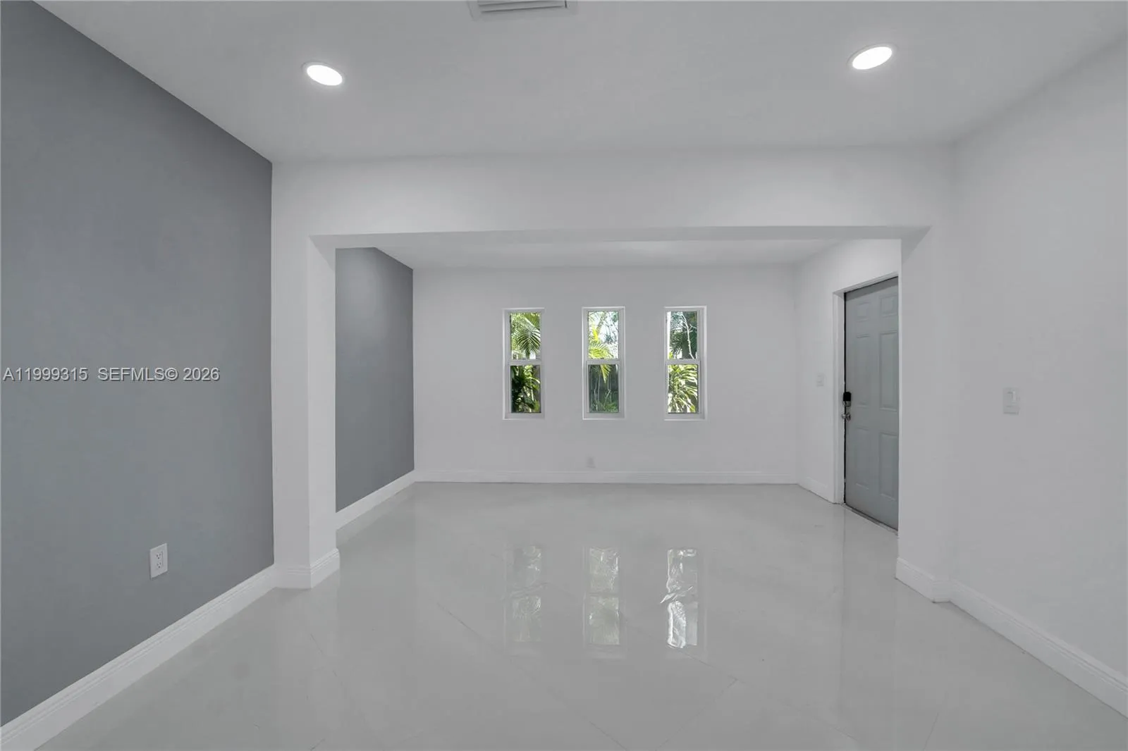 1137 Sw 8th Ave, Fort Lauderdale, Florida 33315, Fort Lauderdale, Florida 33315, 2 Bedrooms Bedrooms, ,2 BathroomsBathrooms,Residential Lease,For Rent,1137 Sw 8th Ave, Fort Lauderdale, Florida 33315,A11999315