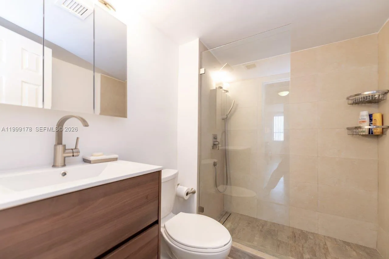1500 Bay Rd 1134s, Miami Beach, Florida 33139, Miami Beach, Florida 33139, 2 Bedrooms Bedrooms, ,2 BathroomsBathrooms,Residential Lease,For Rent,1500 Bay Rd 1134s, Miami Beach, Florida 33139,A11999178