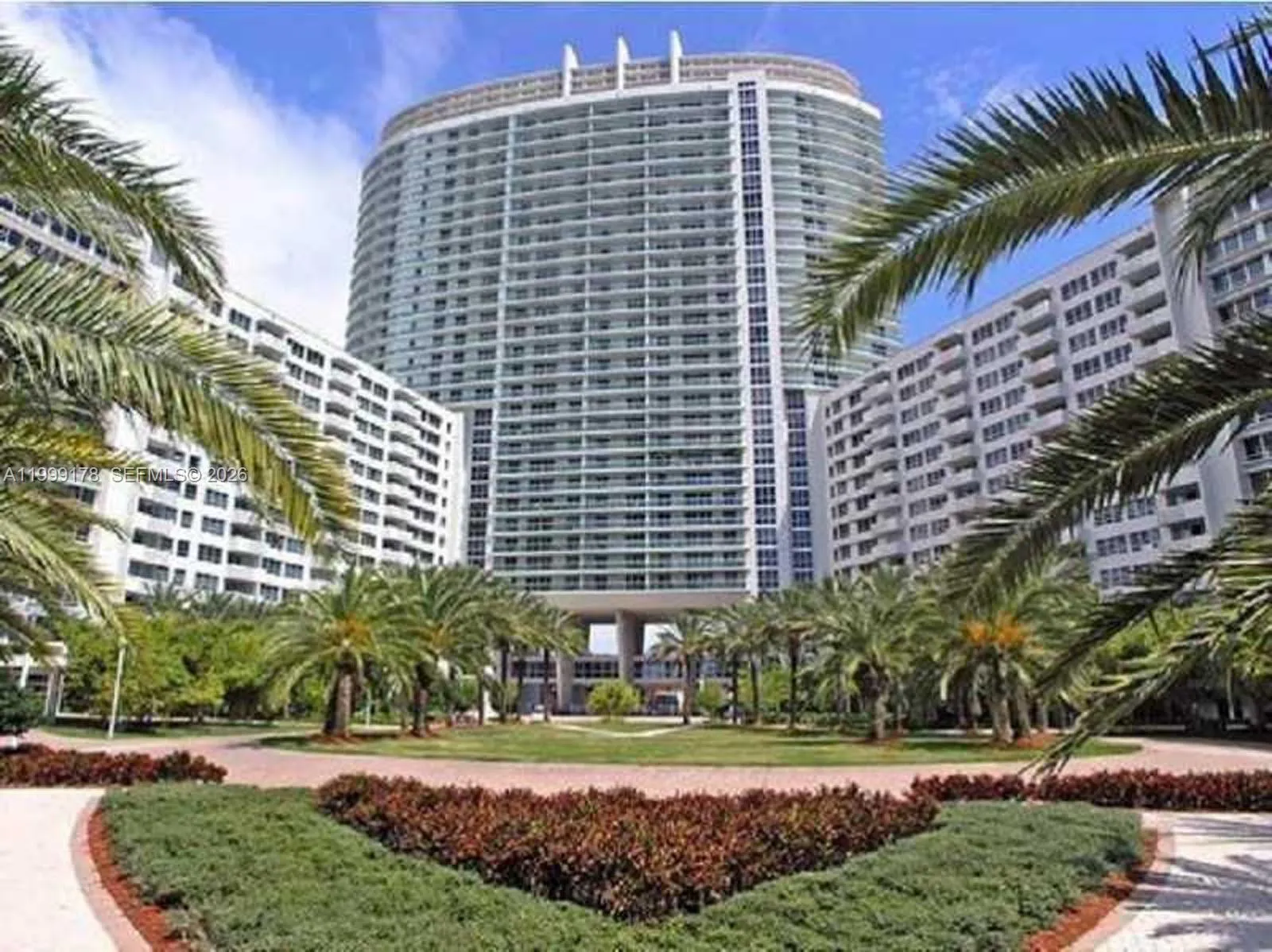 1500 Bay Rd 1134s, Miami Beach, Florida 33139, Miami Beach, Florida 33139, 2 Bedrooms Bedrooms, ,2 BathroomsBathrooms,Residential Lease,For Rent,1500 Bay Rd 1134s, Miami Beach, Florida 33139,A11999178