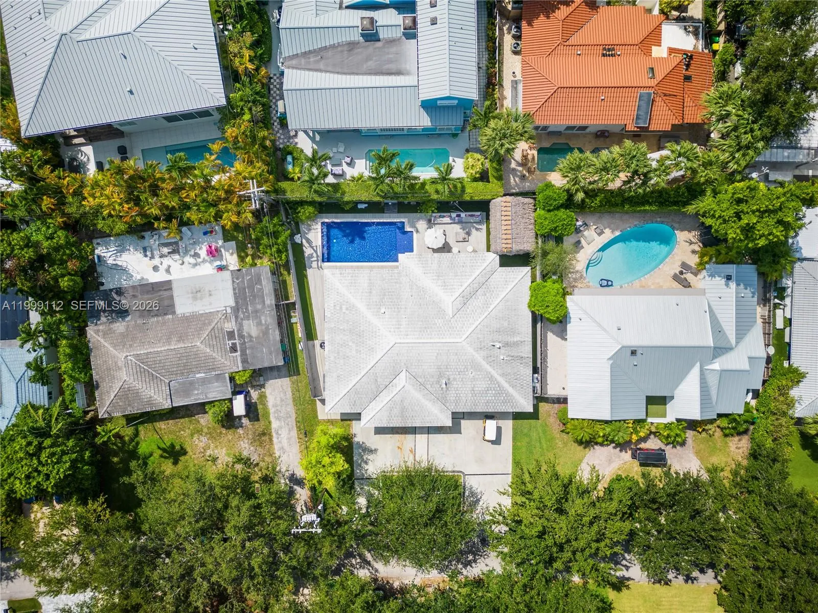 524 Warren Ln, Key Biscayne, Florida 33149, Key Biscayne, Florida 33149, 5 Bedrooms Bedrooms, ,4 BathroomsBathrooms,Residential,For Sale,524 Warren Ln, Key Biscayne, Florida 33149,A11999112