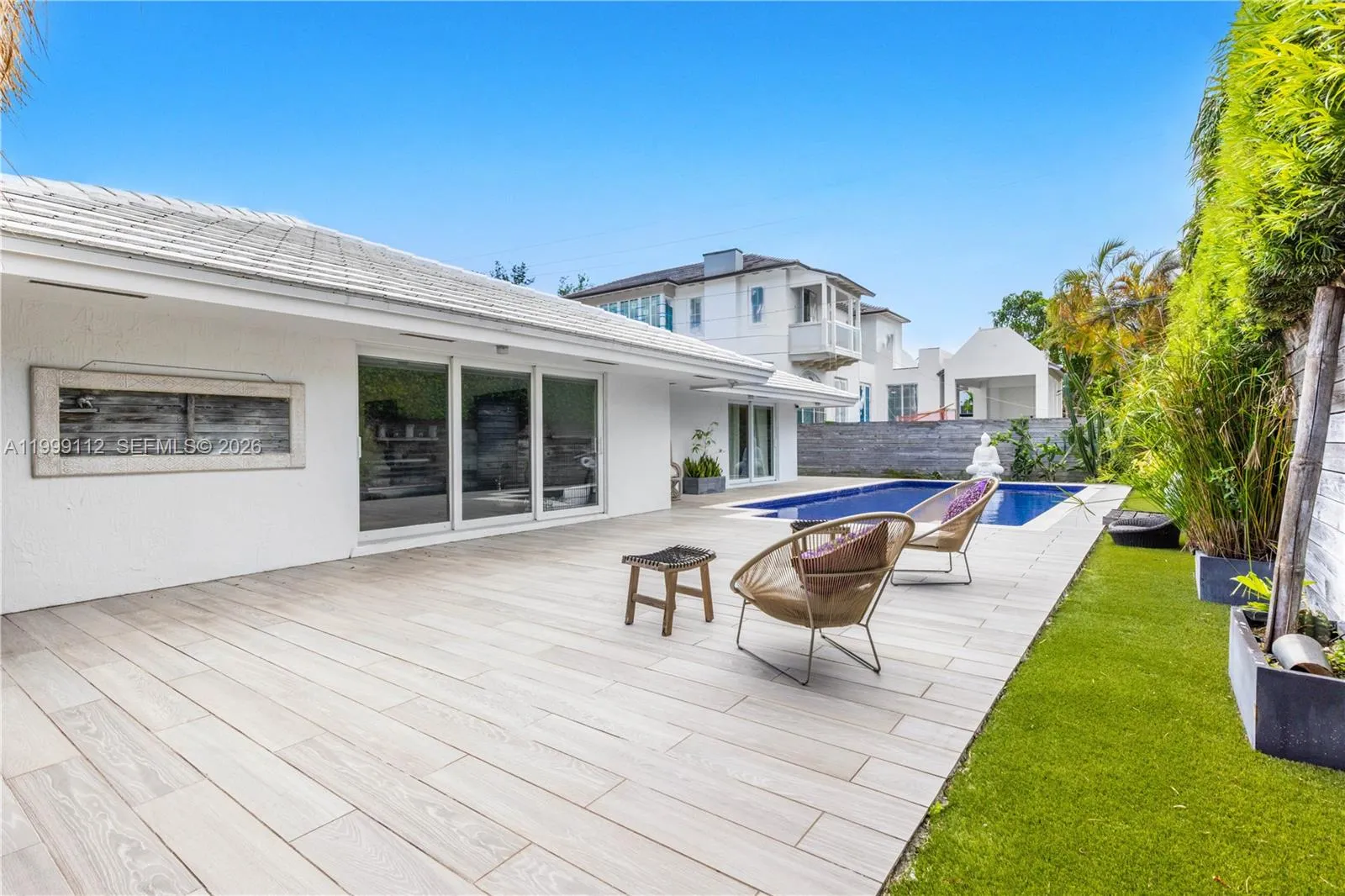 524 Warren Ln, Key Biscayne, Florida 33149, Key Biscayne, Florida 33149, 5 Bedrooms Bedrooms, ,4 BathroomsBathrooms,Residential,For Sale,524 Warren Ln, Key Biscayne, Florida 33149,A11999112