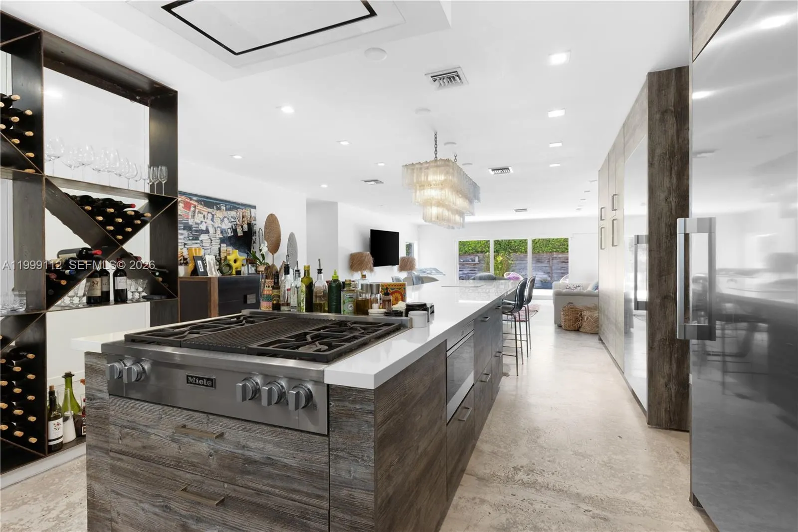 524 Warren Ln, Key Biscayne, Florida 33149, Key Biscayne, Florida 33149, 5 Bedrooms Bedrooms, ,4 BathroomsBathrooms,Residential,For Sale,524 Warren Ln, Key Biscayne, Florida 33149,A11999112