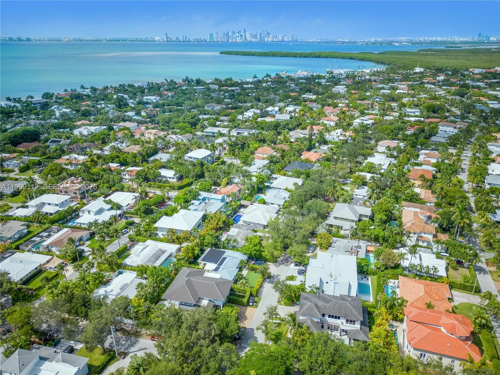 524 Warren Ln, Key Biscayne, Florida 33149, Key Biscayne, Florida 33149, 5 Bedrooms Bedrooms, ,4 BathroomsBathrooms,Residential,For Sale,524 Warren Ln, Key Biscayne, Florida 33149,A11999112