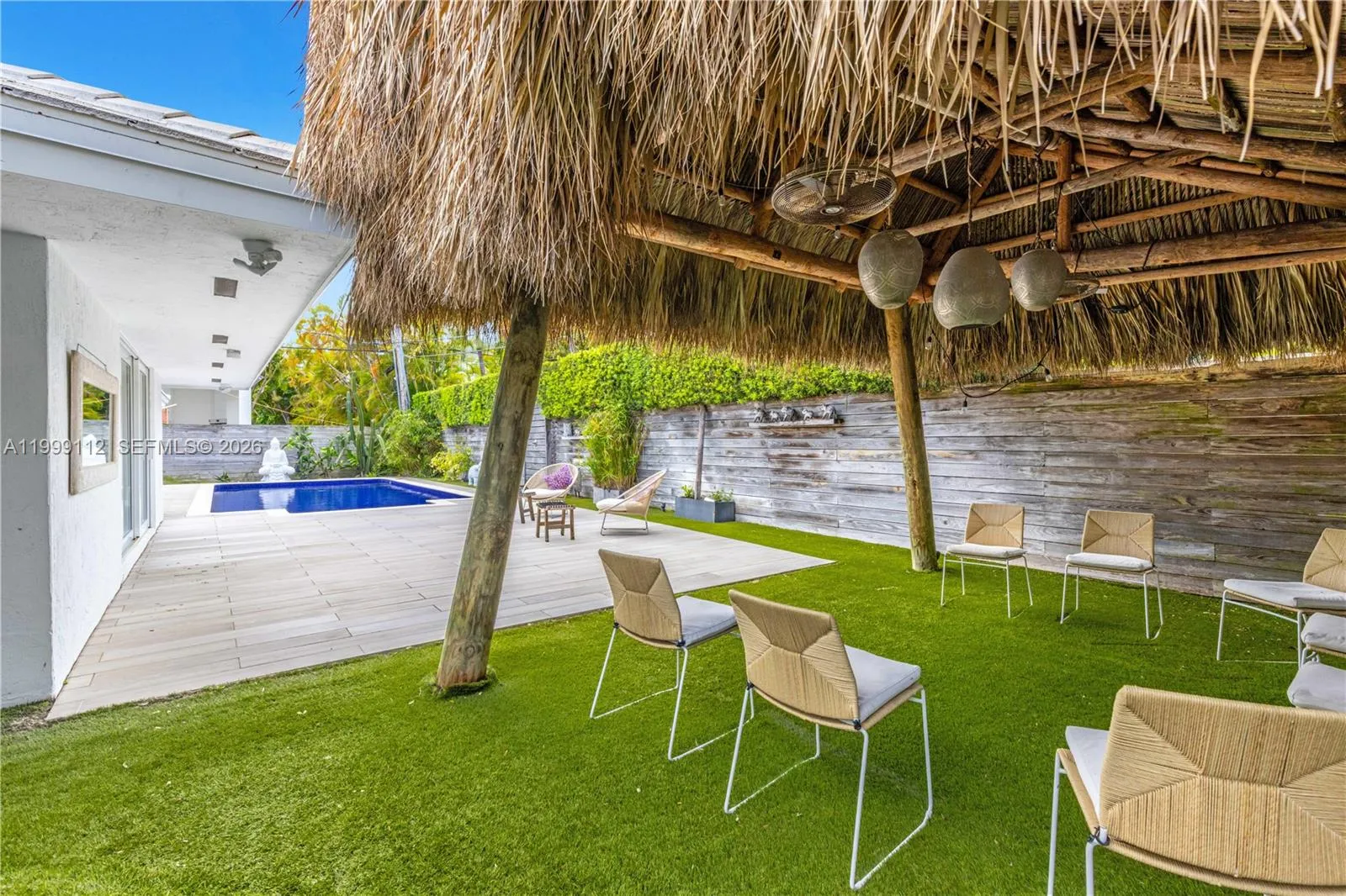 524 Warren Ln, Key Biscayne, Florida 33149, Key Biscayne, Florida 33149, 5 Bedrooms Bedrooms, ,4 BathroomsBathrooms,Residential,For Sale,524 Warren Ln, Key Biscayne, Florida 33149,A11999112