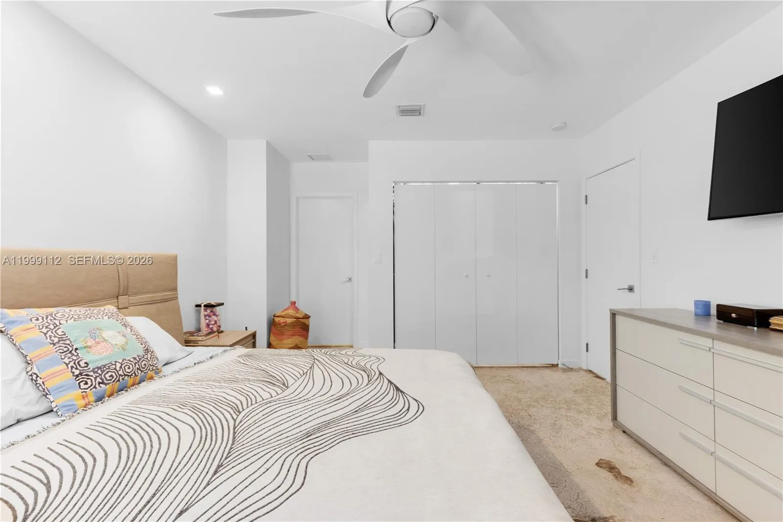 524 Warren Ln, Key Biscayne, Florida 33149, Key Biscayne, Florida 33149, 5 Bedrooms Bedrooms, ,4 BathroomsBathrooms,Residential,For Sale,524 Warren Ln, Key Biscayne, Florida 33149,A11999112