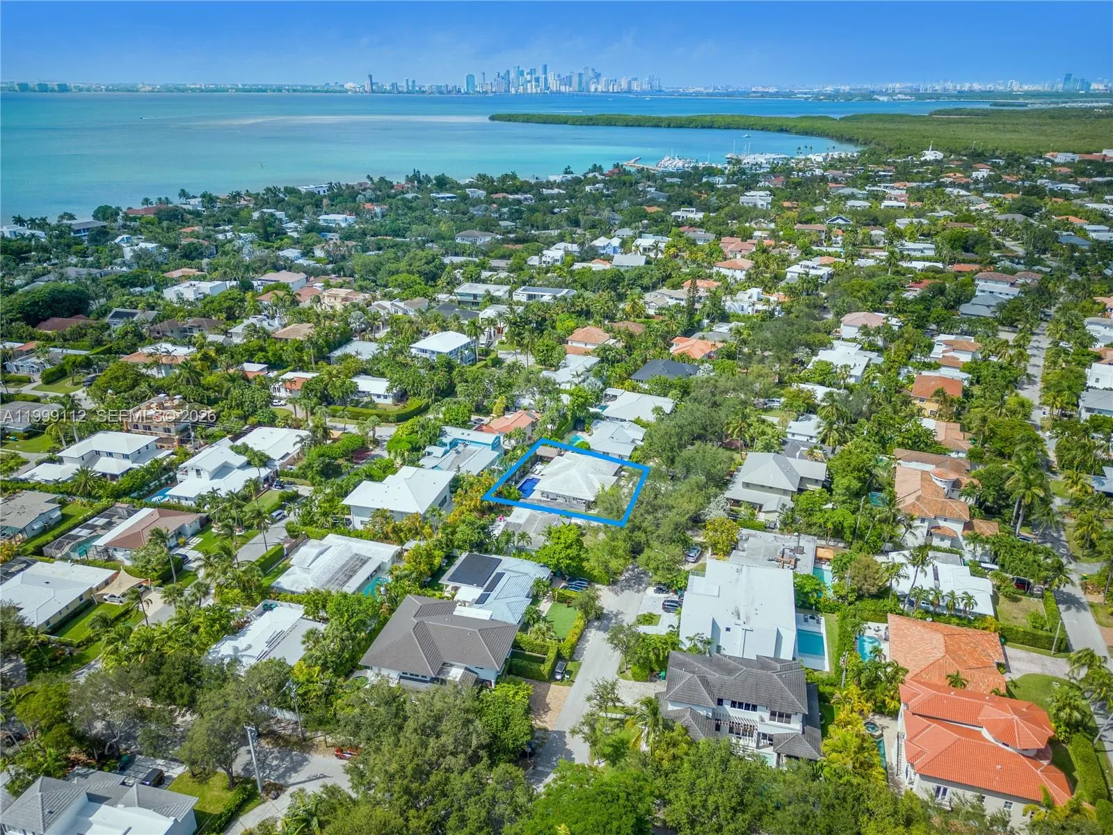 524 Warren Ln, Key Biscayne, Florida 33149, Key Biscayne, Florida 33149, 5 Bedrooms Bedrooms, ,4 BathroomsBathrooms,Residential,For Sale,524 Warren Ln, Key Biscayne, Florida 33149,A11999112