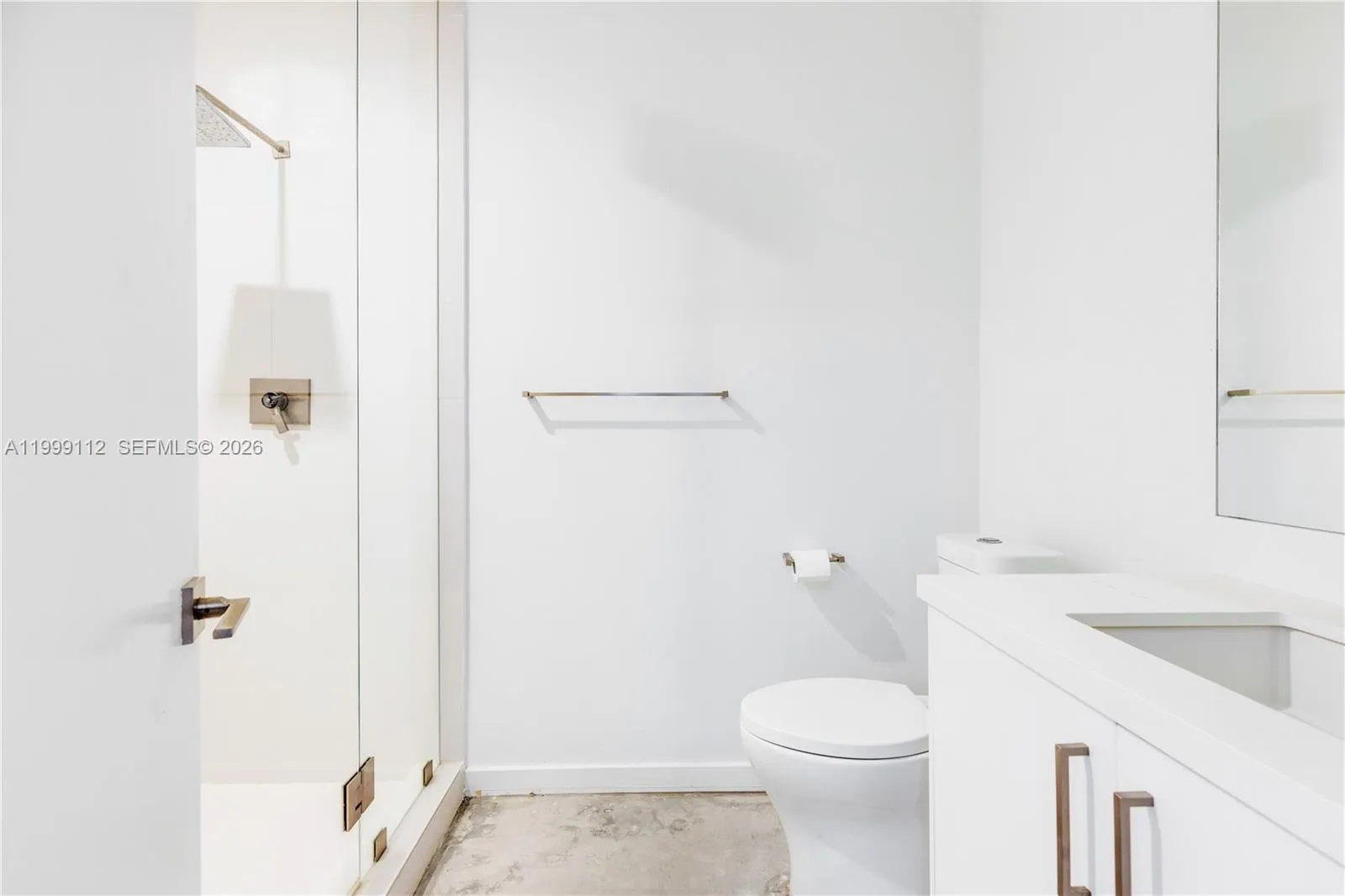 524 Warren Ln, Key Biscayne, Florida 33149, Key Biscayne, Florida 33149, 5 Bedrooms Bedrooms, ,4 BathroomsBathrooms,Residential,For Sale,524 Warren Ln, Key Biscayne, Florida 33149,A11999112