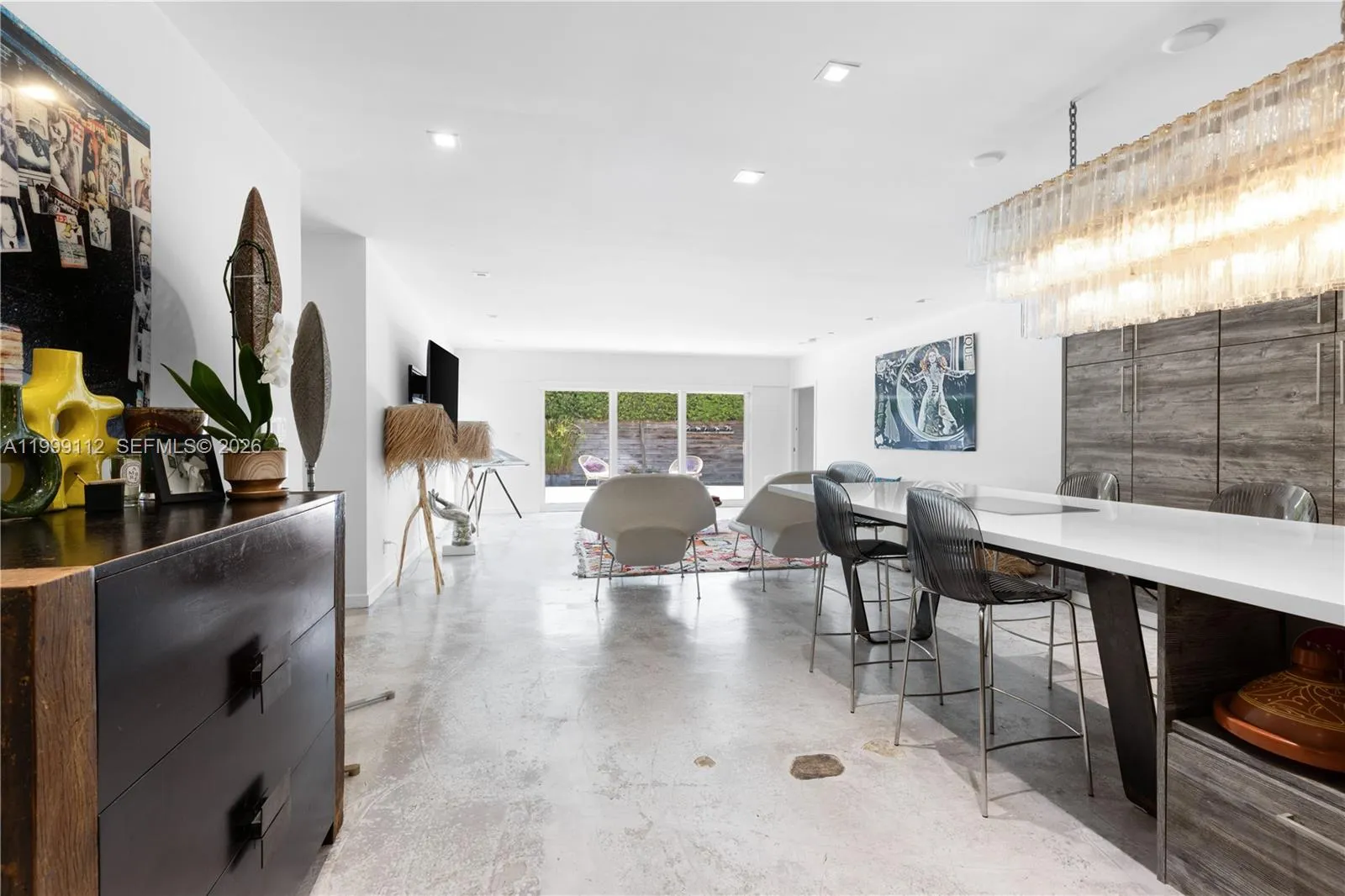 524 Warren Ln, Key Biscayne, Florida 33149, Key Biscayne, Florida 33149, 5 Bedrooms Bedrooms, ,4 BathroomsBathrooms,Residential,For Sale,524 Warren Ln, Key Biscayne, Florida 33149,A11999112