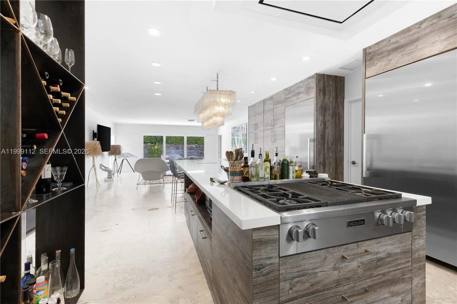 524 Warren Ln, Key Biscayne, Florida 33149, Key Biscayne, Florida 33149, 5 Bedrooms Bedrooms, ,4 BathroomsBathrooms,Residential,For Sale,524 Warren Ln, Key Biscayne, Florida 33149,A11999112