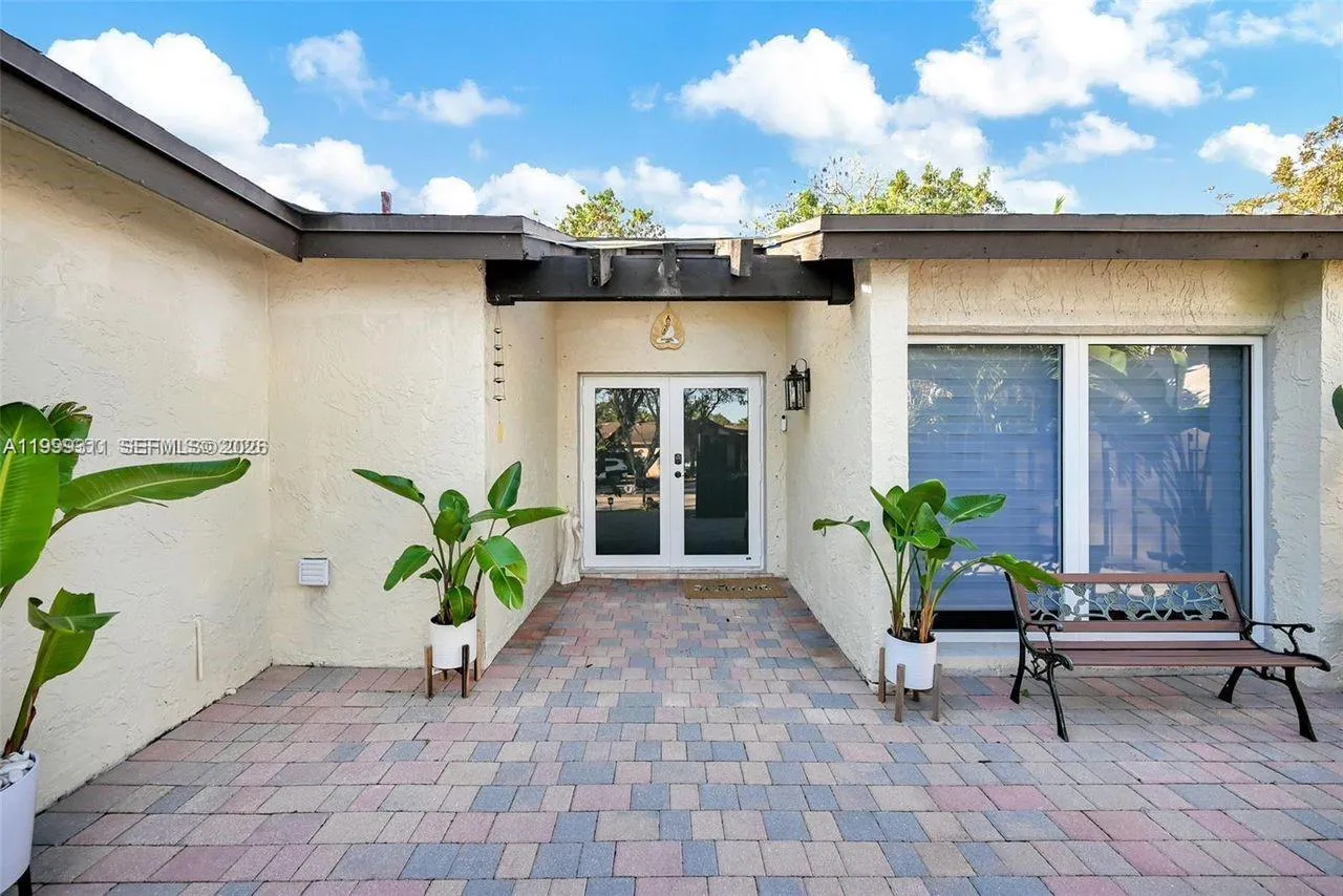 13416 Sw 108th St Cir N, Miami, Florida 33186, Miami, Florida 33186, 4 Bedrooms Bedrooms, ,2 BathroomsBathrooms,Residential Lease,For Rent,13416 Sw 108th St Cir N, Miami, Florida 33186,A11999311