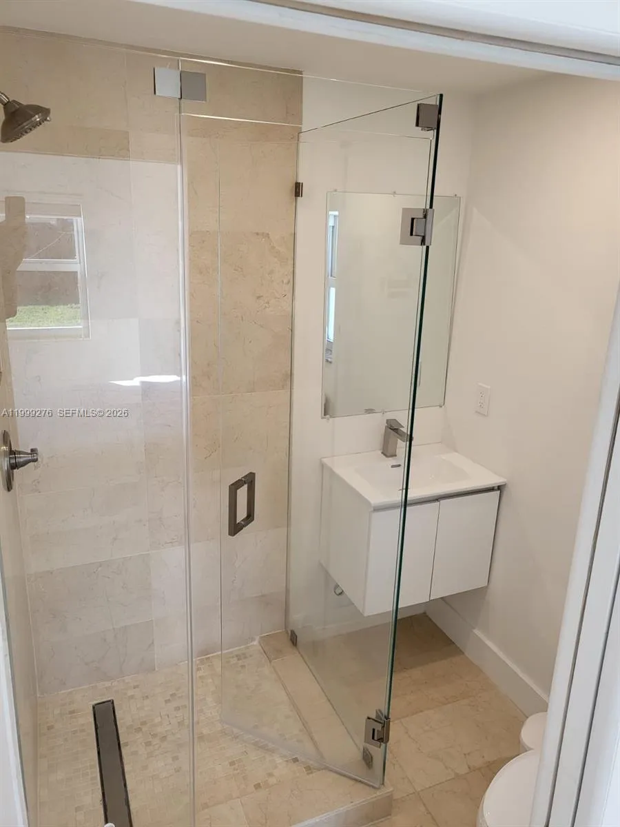 Hollywood, Florida 33024, 1 Bedroom Bedrooms, ,1 BathroomBathrooms,Residential Lease,For Rent,A11999276