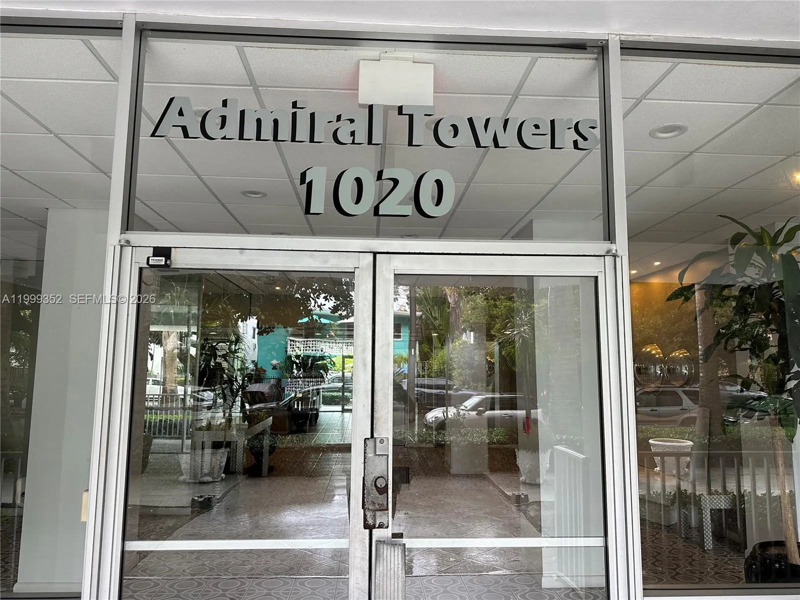 1020 Meridian Ave 806, Miami Beach, Florida 33139, Miami Beach, Florida 33139, 1 Bedroom Bedrooms, ,1 BathroomBathrooms,Residential Lease,For Rent,1020 Meridian Ave 806, Miami Beach, Florida 33139,A11999352